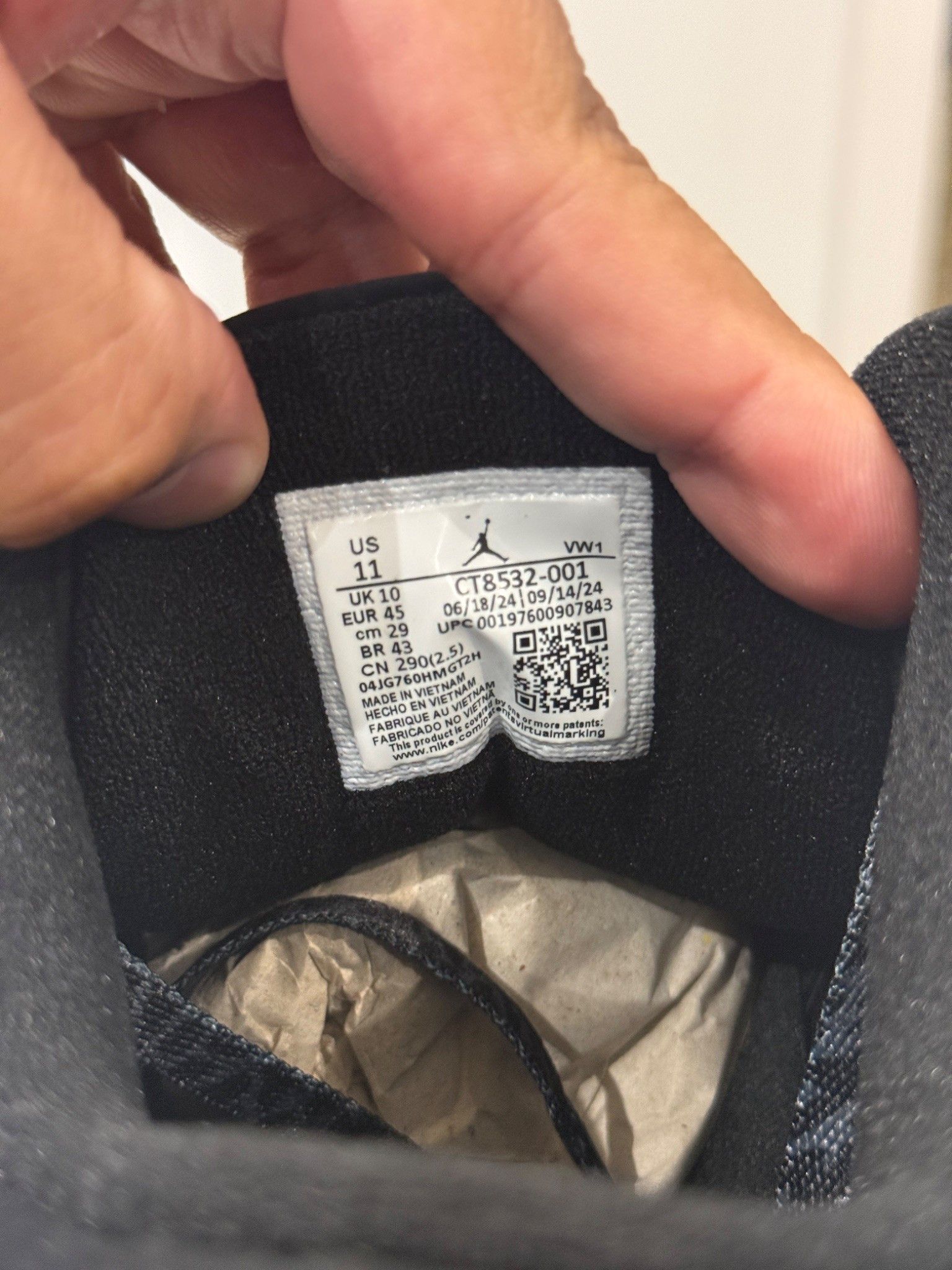 Jordan Brand Jordan 3 Black Cat (2025) Size US 11 / EU 44 - 8 Thumbnail