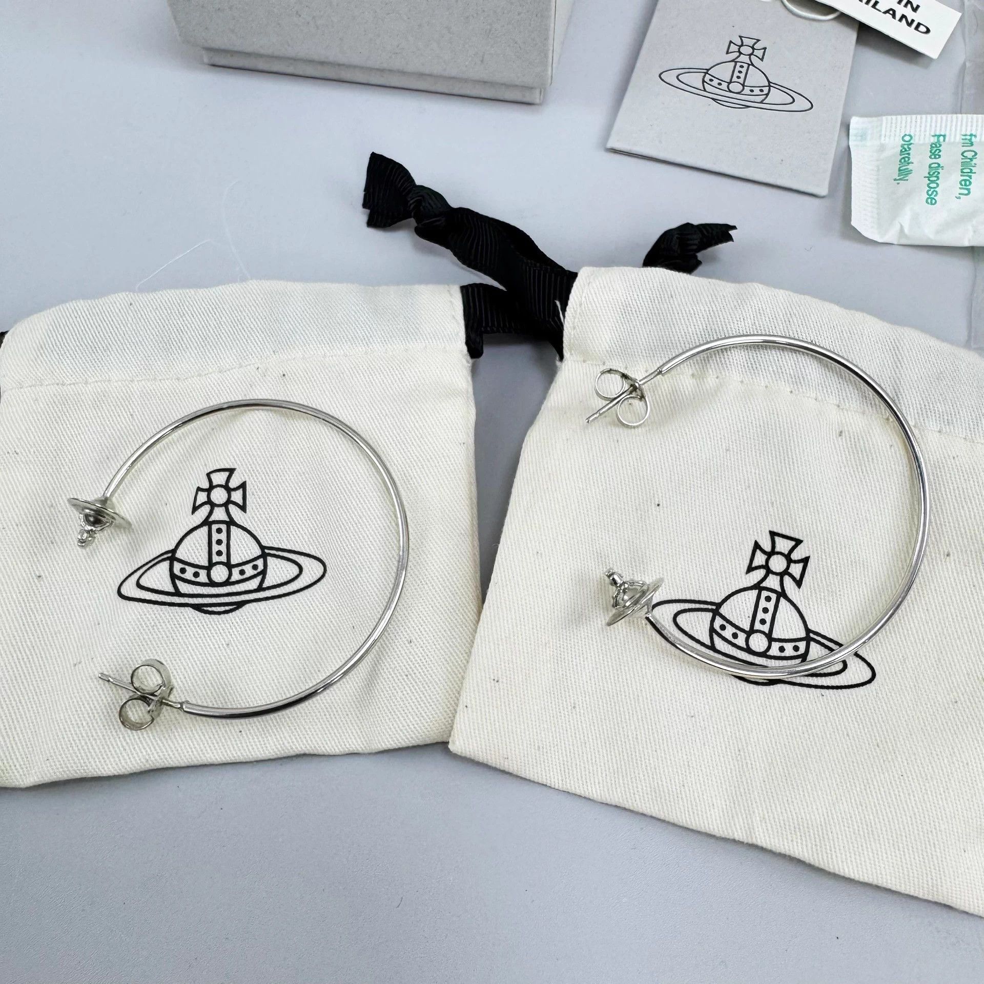 Vivienne Westwood Vivienne Westwood Silver Saturn Earrings 99 New Size ONE SIZE - 2 Thumbnail
