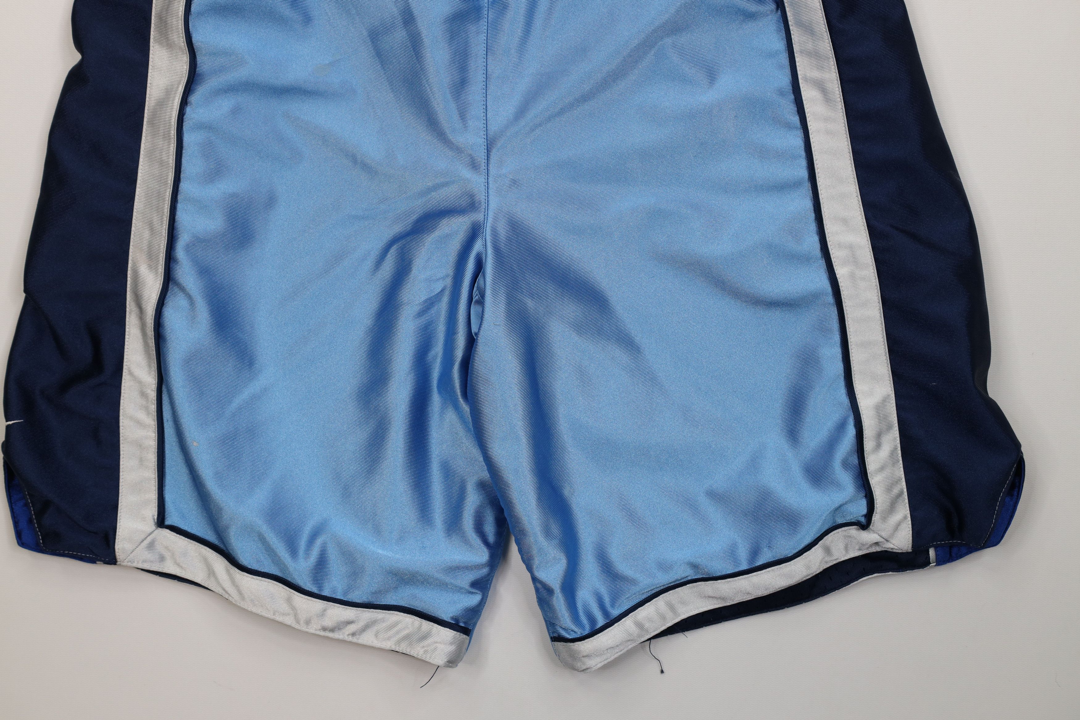 Nike Vintage 90s Y2K Nike Heavyweight Reversible Shorts Size US 34 / EU 50 - 10 Thumbnail