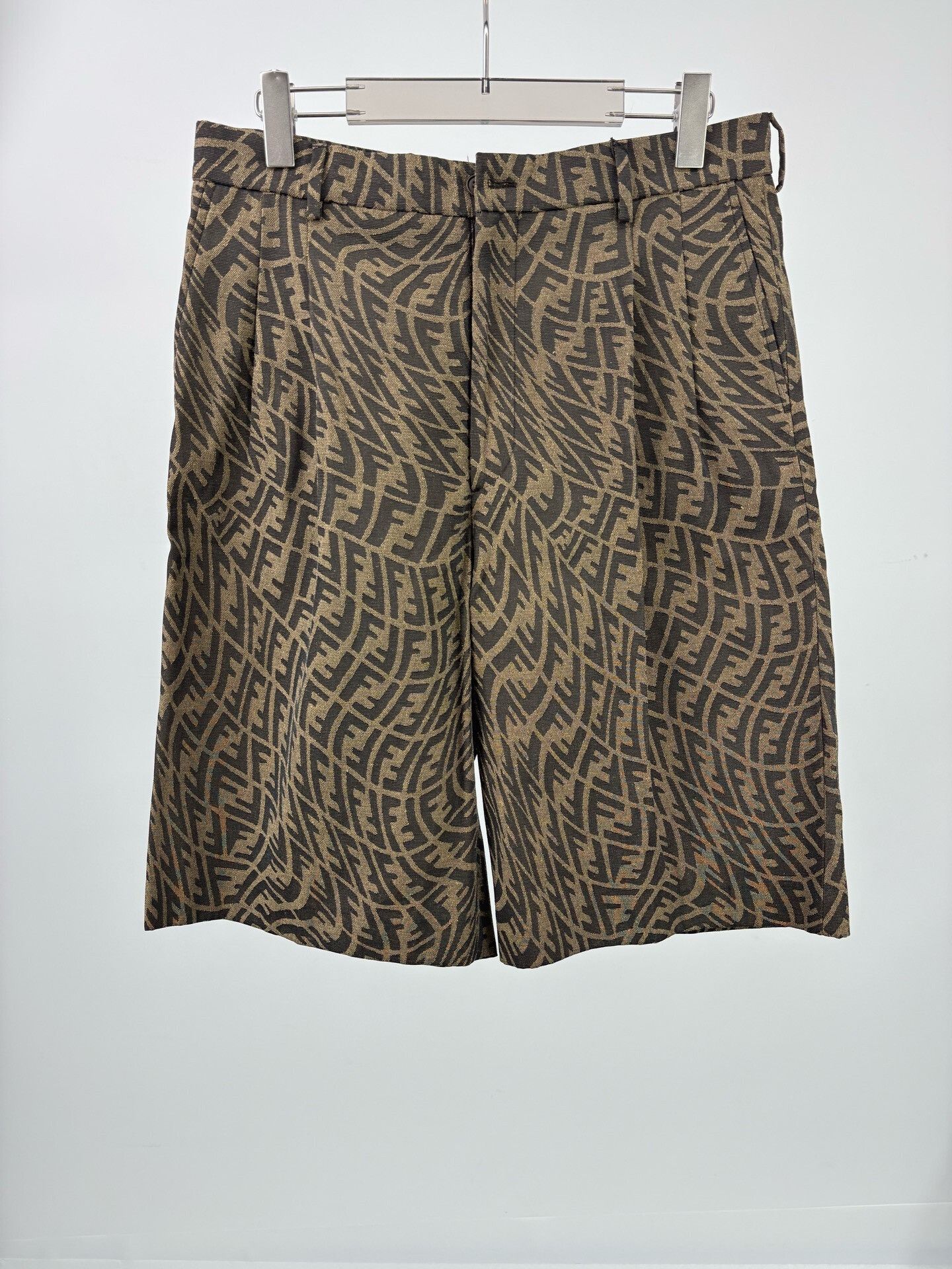 Fendi Fendi Brown Monogram Logo Shorts Size US 34 / EU 50 - 1 Thumbnail
