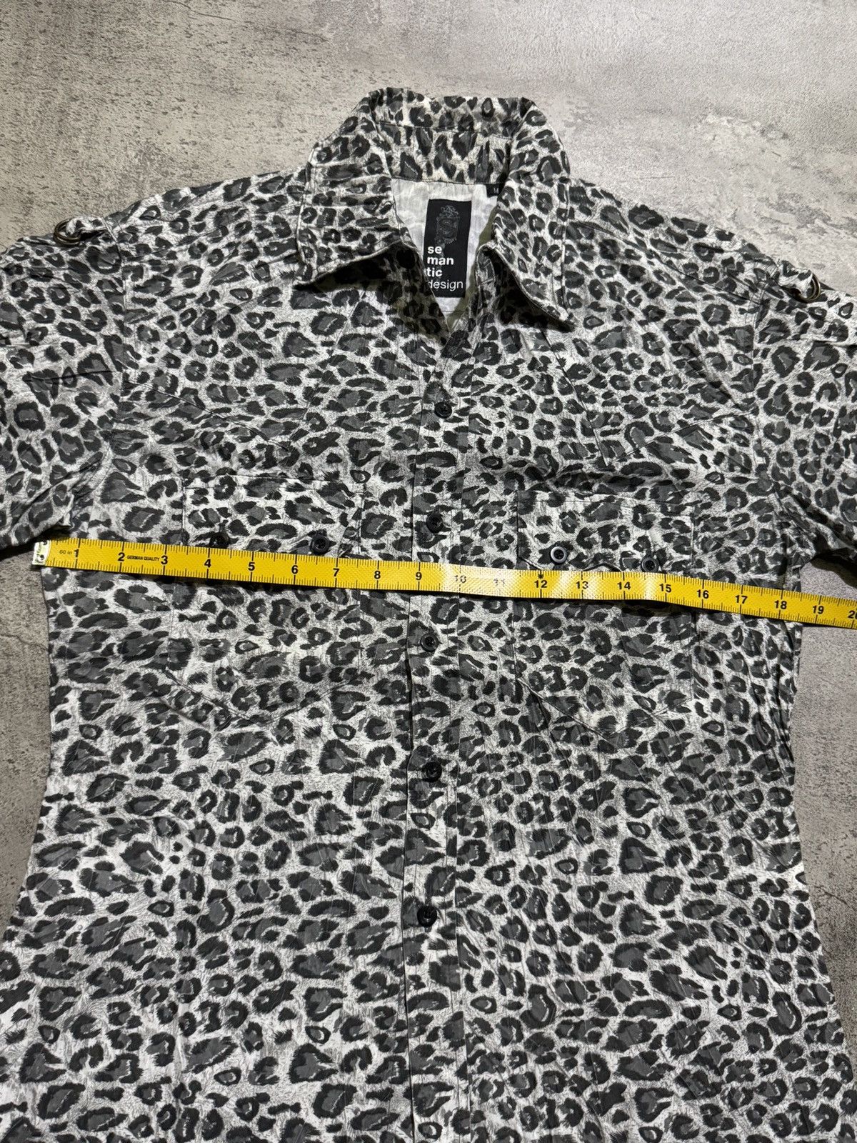 semanticdesign Semanticdesign Leopard Ifsixwasnine button shirt Size US M / EU 48-50 / 2 - 8 Thumbnail