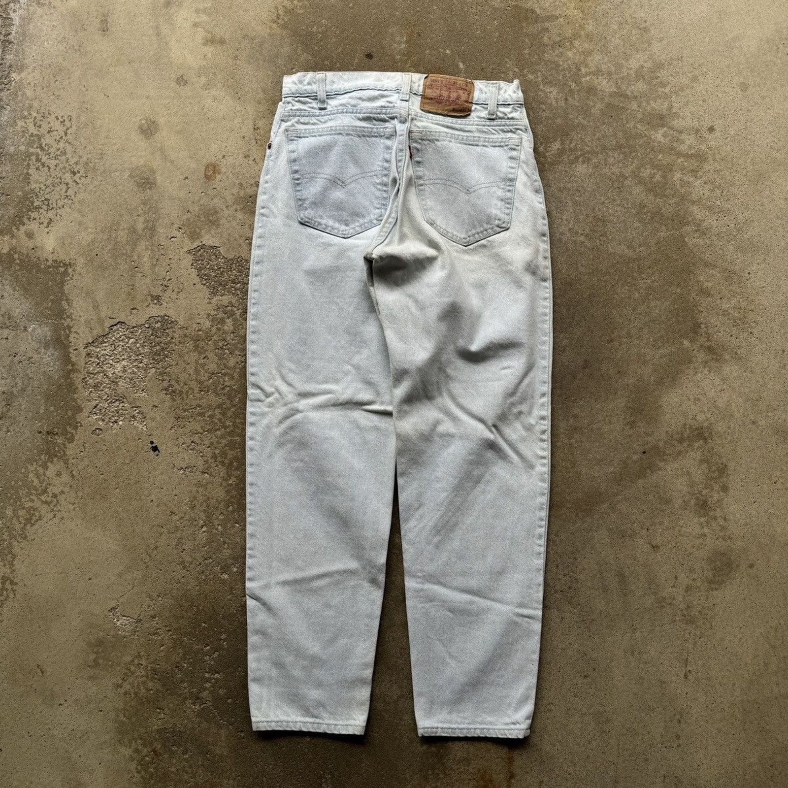 Levi's VINTAGE 90s LEVI'S 550 LIGHT WASH FADED DENIM JEANS 29 Size US 29 - 2 Thumbnail