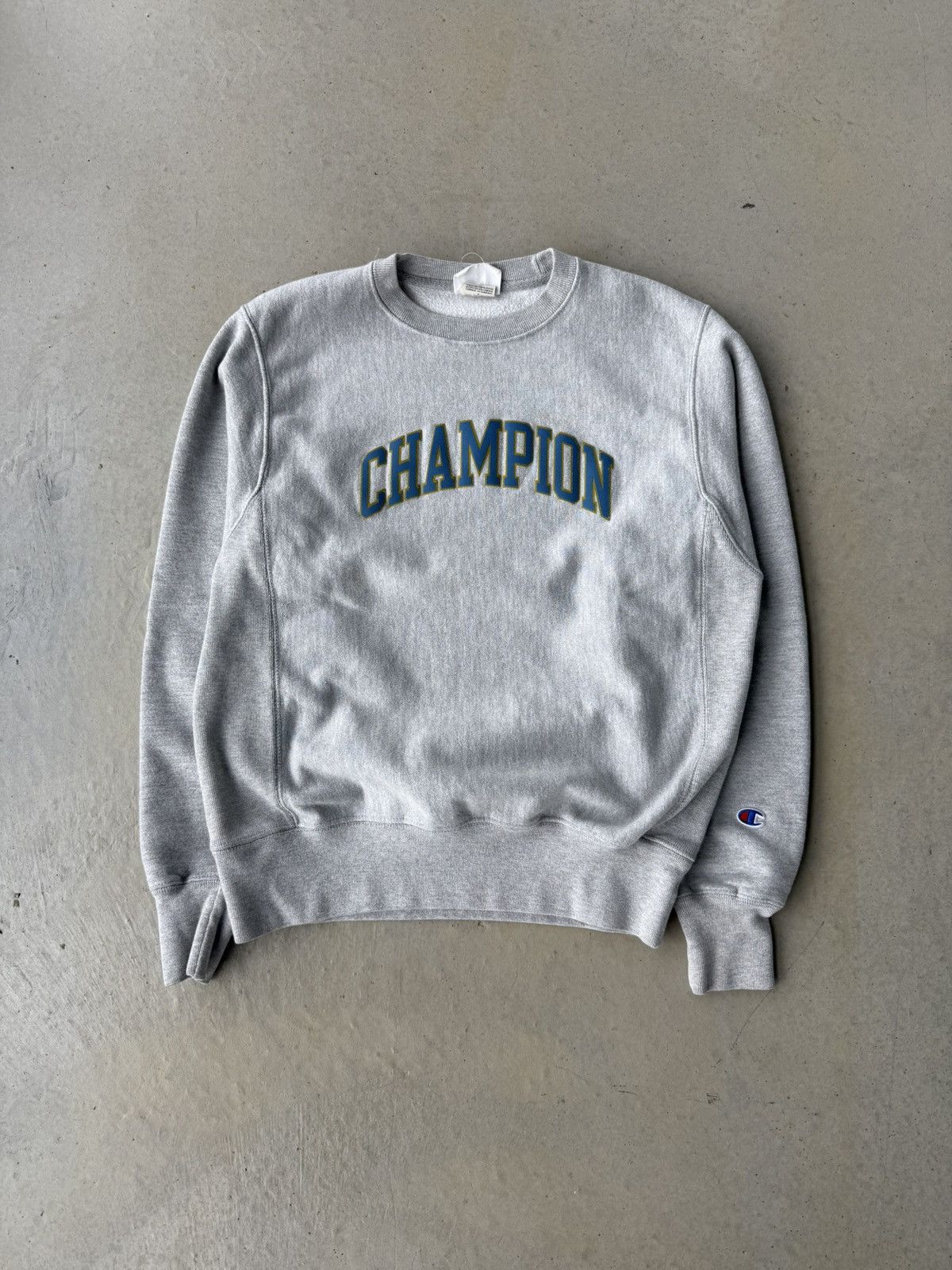 Champion Vintage 2000s Champion Reverse Weave Crewneck Size US S / EU 44-46 / 1 - 1 Thumbnail
