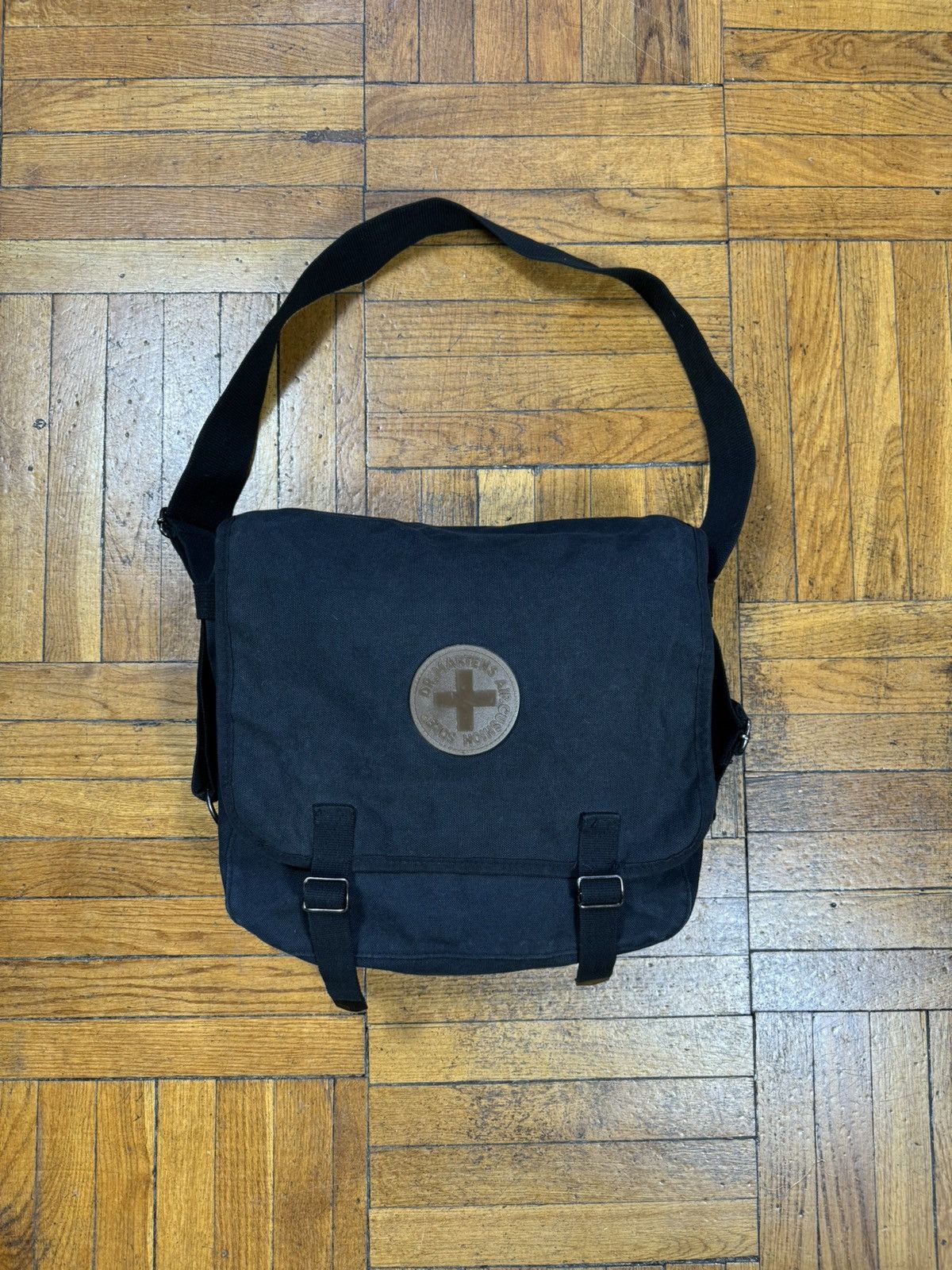 Dr. Martens × Vintage Dr. Martens Air Cushion Sole DM6420 Vintage Rare Army Bag Size ONE SIZE - 2 Thumbnail