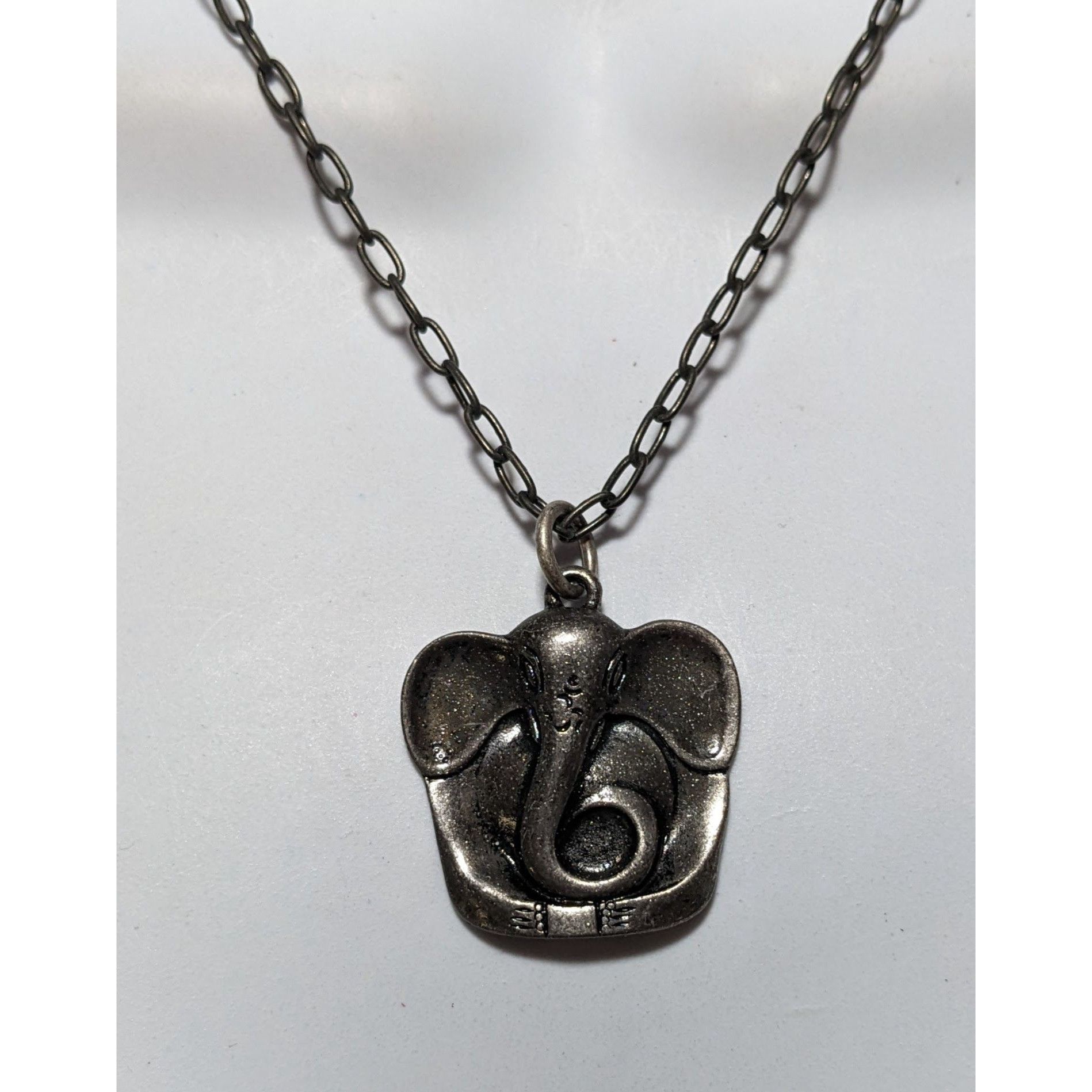 Other Axcess Liz Claiborne Silver Elephant Necklace Size ONE SIZE - 8 Thumbnail