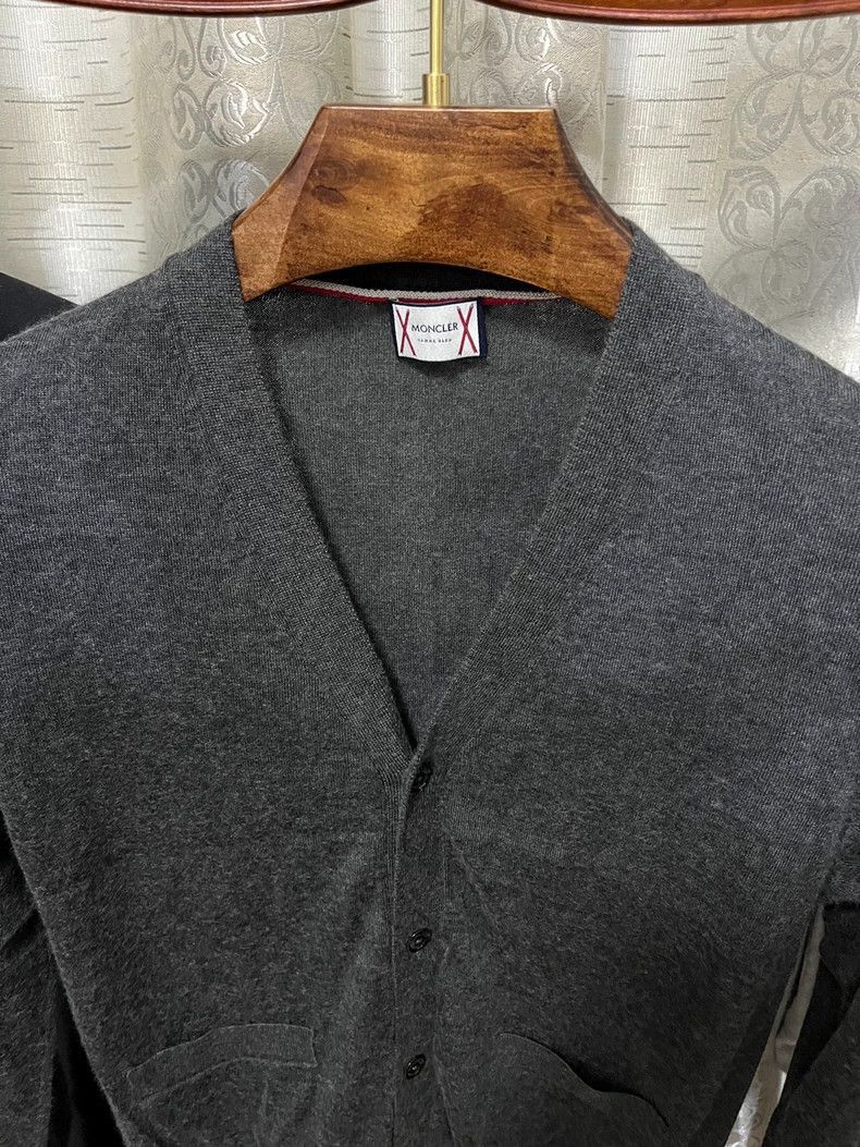 Moncler Genius Moncler Genius Moncler Gamme Bleu Cashmere Cardigan in Gra Size US S / EU 44-46 / 1 - 3 Thumbnail