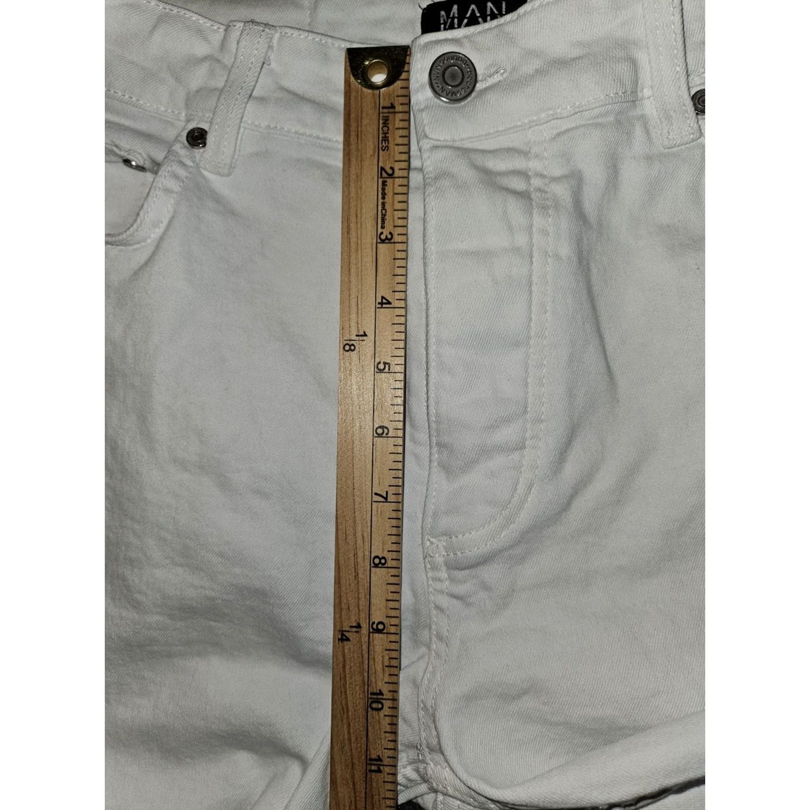Vintage Man BooHoo Man Jeans Skinny Man White Button Fly Distressed Stretch 34x33 Mens City Preppy Modern Casual Docked in Bangladesh Mens Size US 32 / EU 48 - 4 Thumbnail