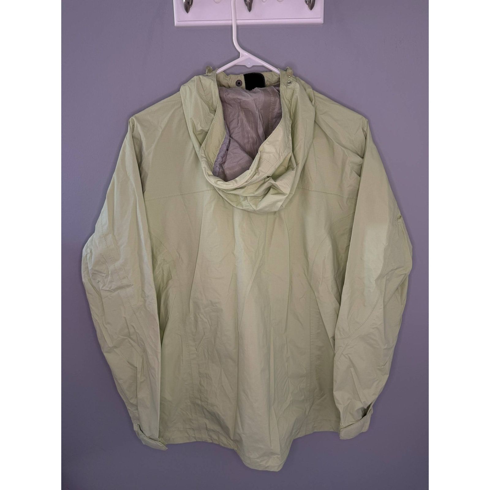 L.L. Bean L.L. Bean Hooded Windbreaker Jacket Lime Women's Size S REG Size S / US 4 / IT 40 - 8 Thumbnail