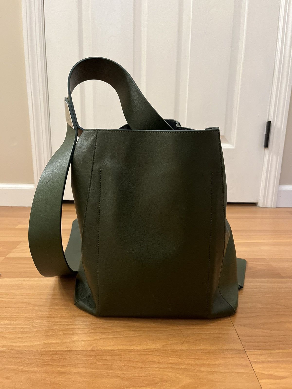 Calvin Klein 205W39NYC Calvin Klein 205W39NYC Green Leather Bucket Bag Size ONE SIZE - 6 Thumbnail