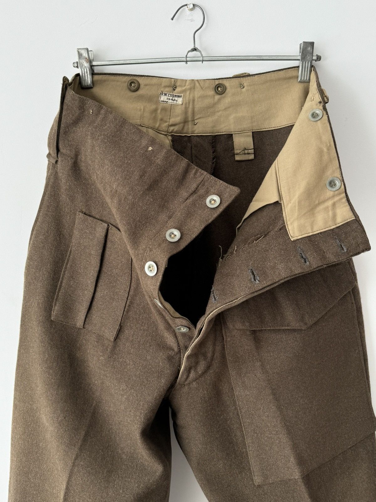 Vintage Deadstock 1942 Dated British Army 1937 Pattern BD Trousers Size US 32 / EU 48 - 1 Thumbnail