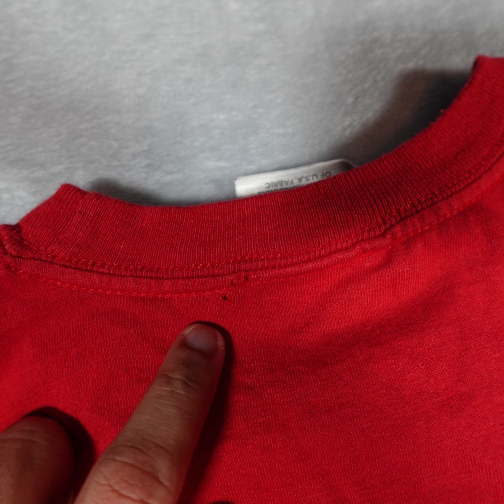 Nike VINTAGE Nike Basketball T-Shirt Men XL Red 2000s Retro Logo Short Sleeve Size US L / EU 52-54 / 3 - 3 Thumbnail