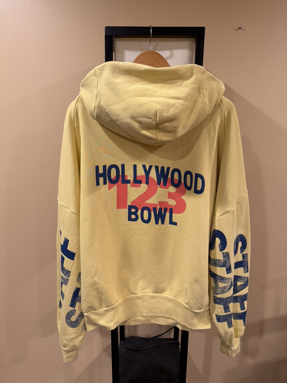 Fear of God × RRR-123 Fear of God x RRR-123 STAFF Hollywood Bowl Yellow Hoodie Size US S / EU 44-46 / 1 - 4 Thumbnail