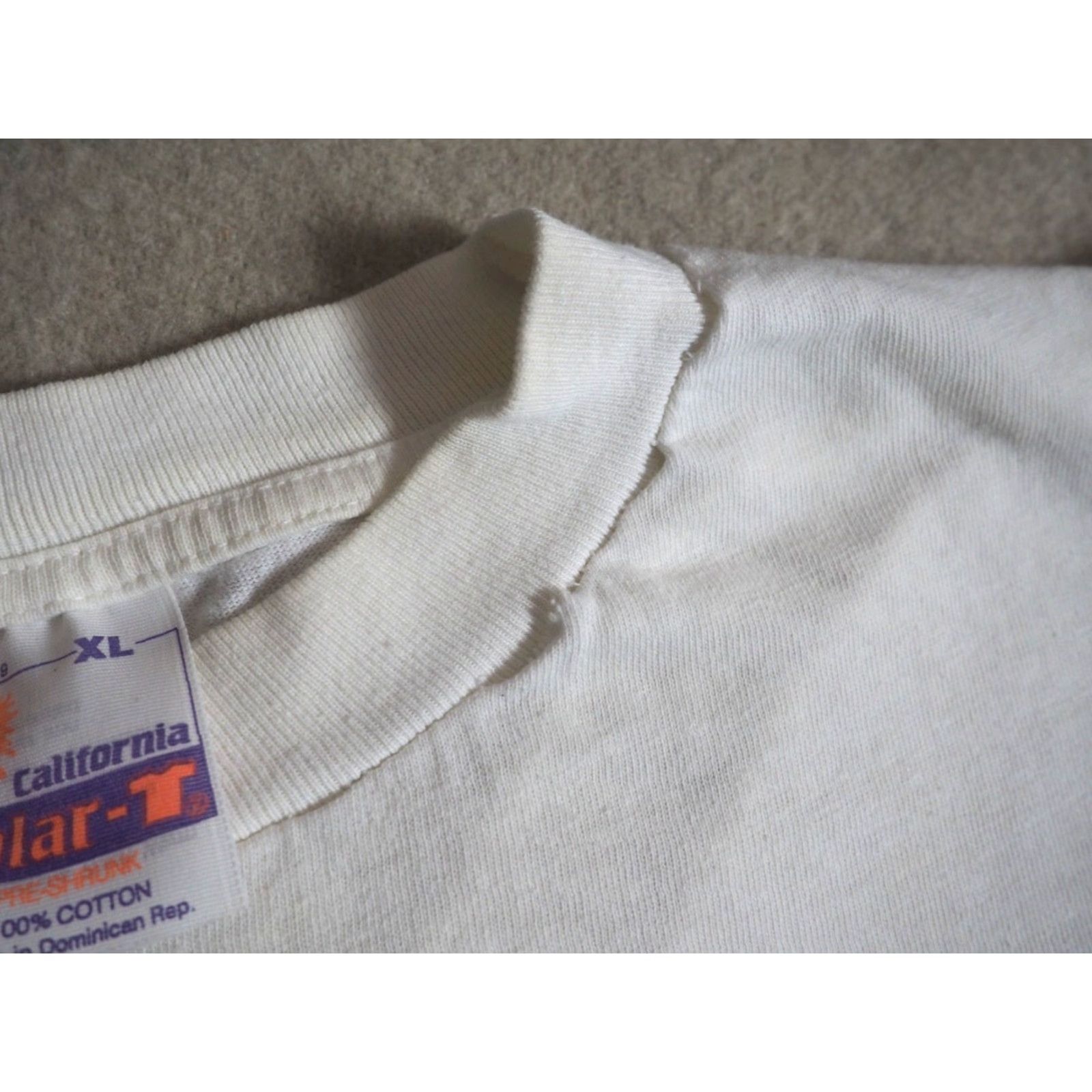 Vintage VINTAGE Solar Hawaii Whale Nature Animal Beach Art USA White Tee T-Shirt Mens L Size US L / EU 52-54 / 3 - 6 Thumbnail