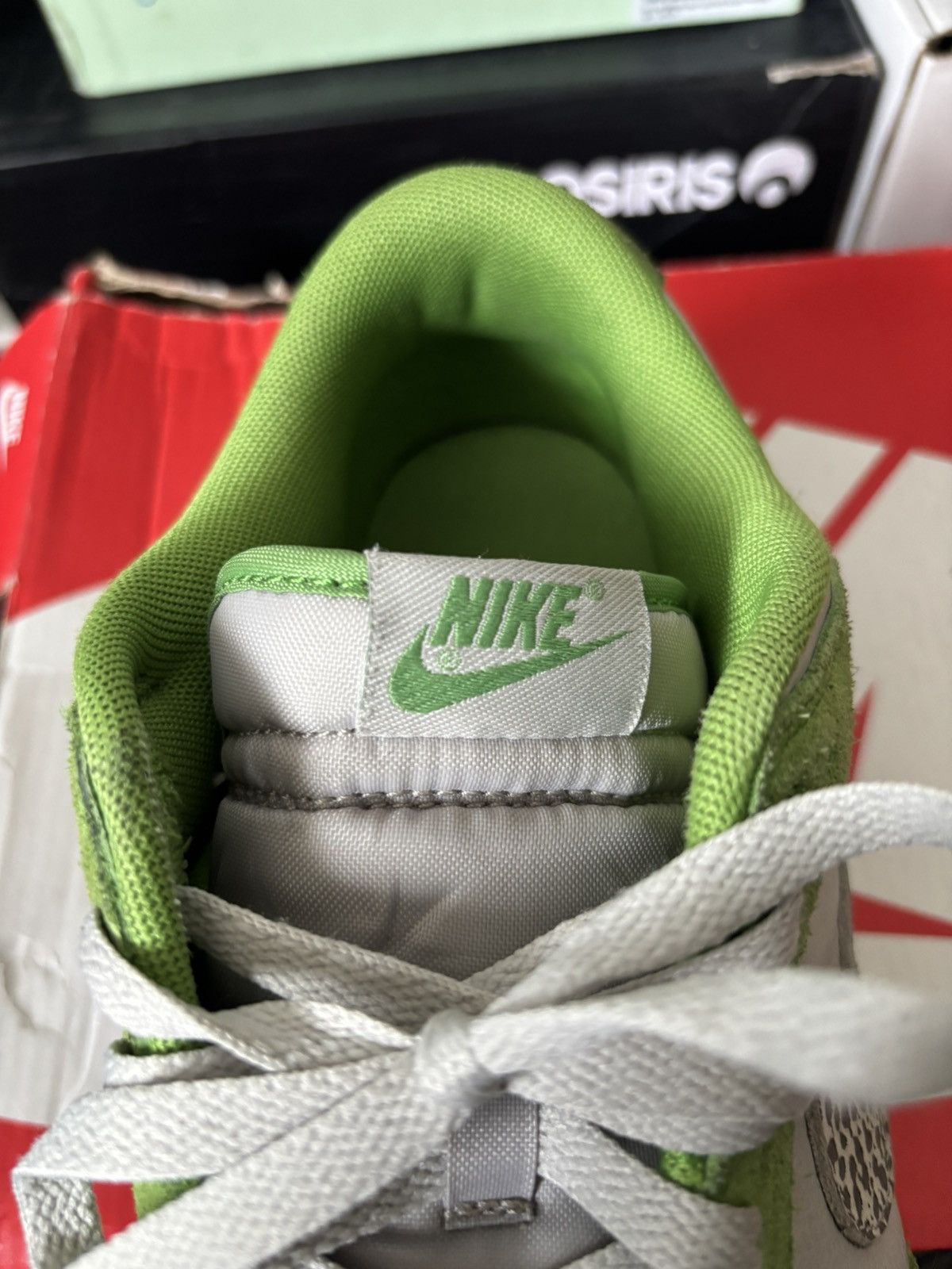 Nike SB Nike SB Dunk Low AS (Safari Swoosh Chlorophyll) Size US 12 / EU 45 - 6 Thumbnail