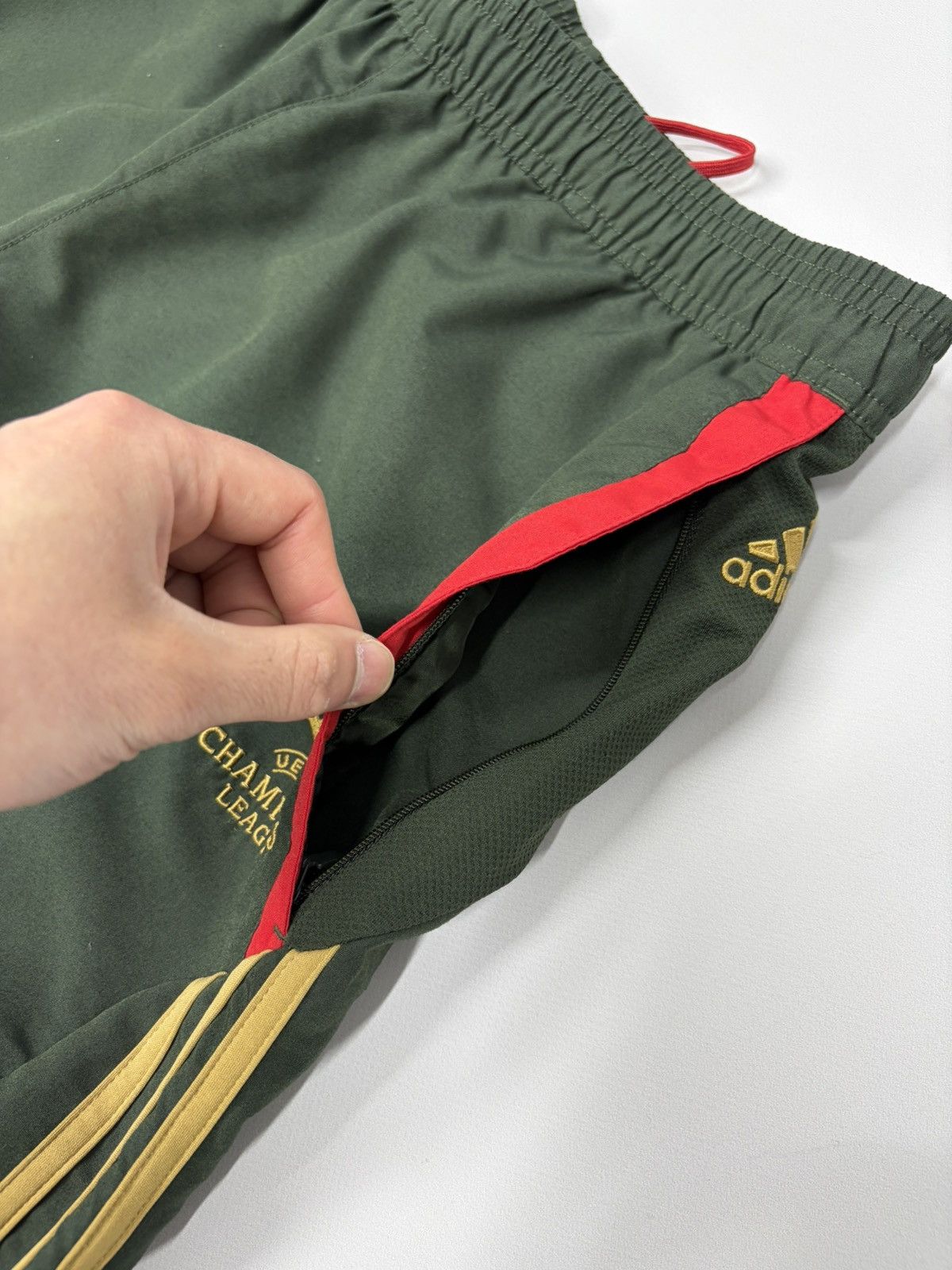 Nike AC Milan Adidas Tracksuit Champions League FootballY2K Set Size US L / EU 52-54 / 3 - 19 Thumbnail