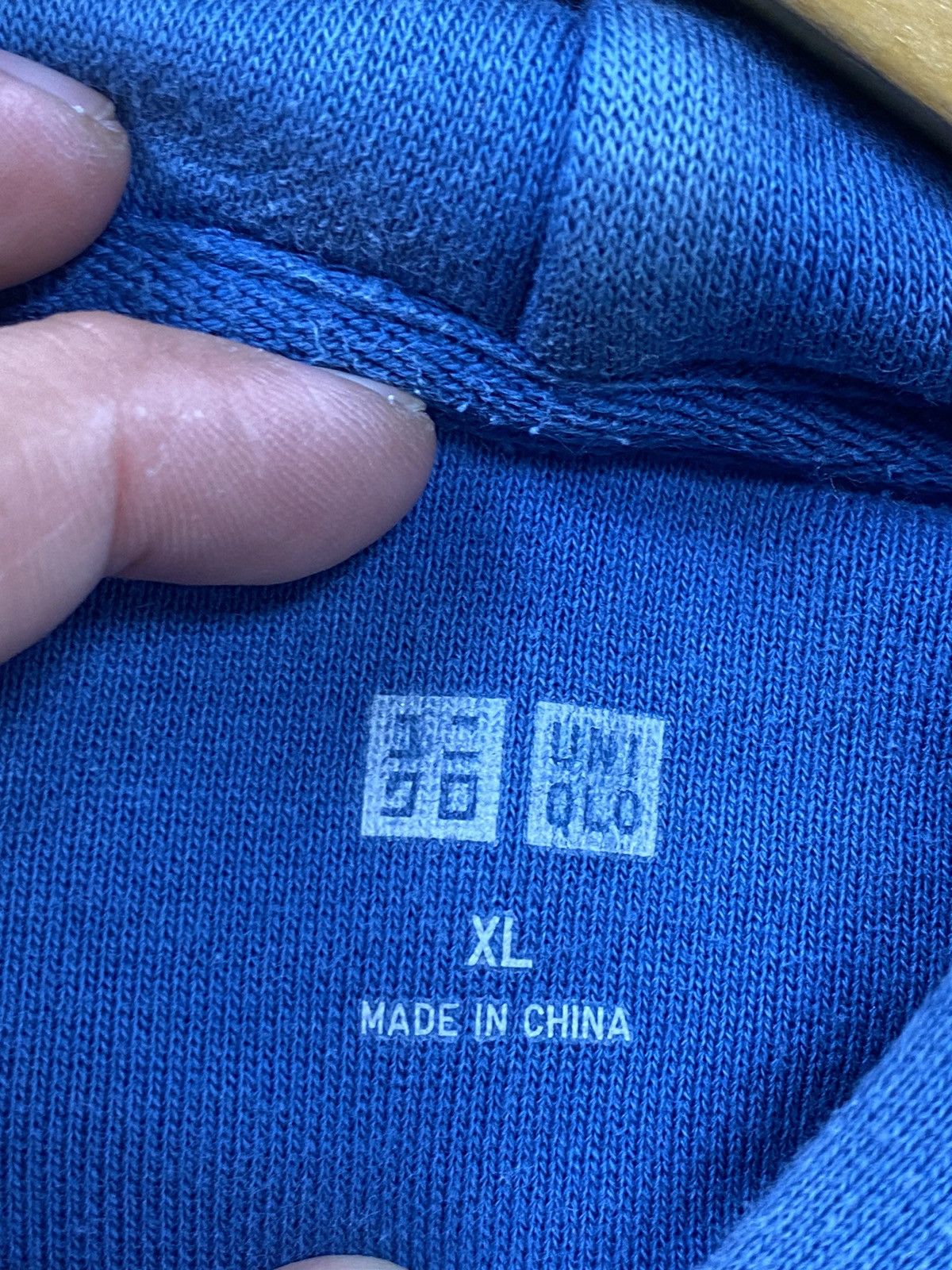 Uniqlo Uniqlo Hoodies Size US XL / EU 56 / 4 - 10 Thumbnail