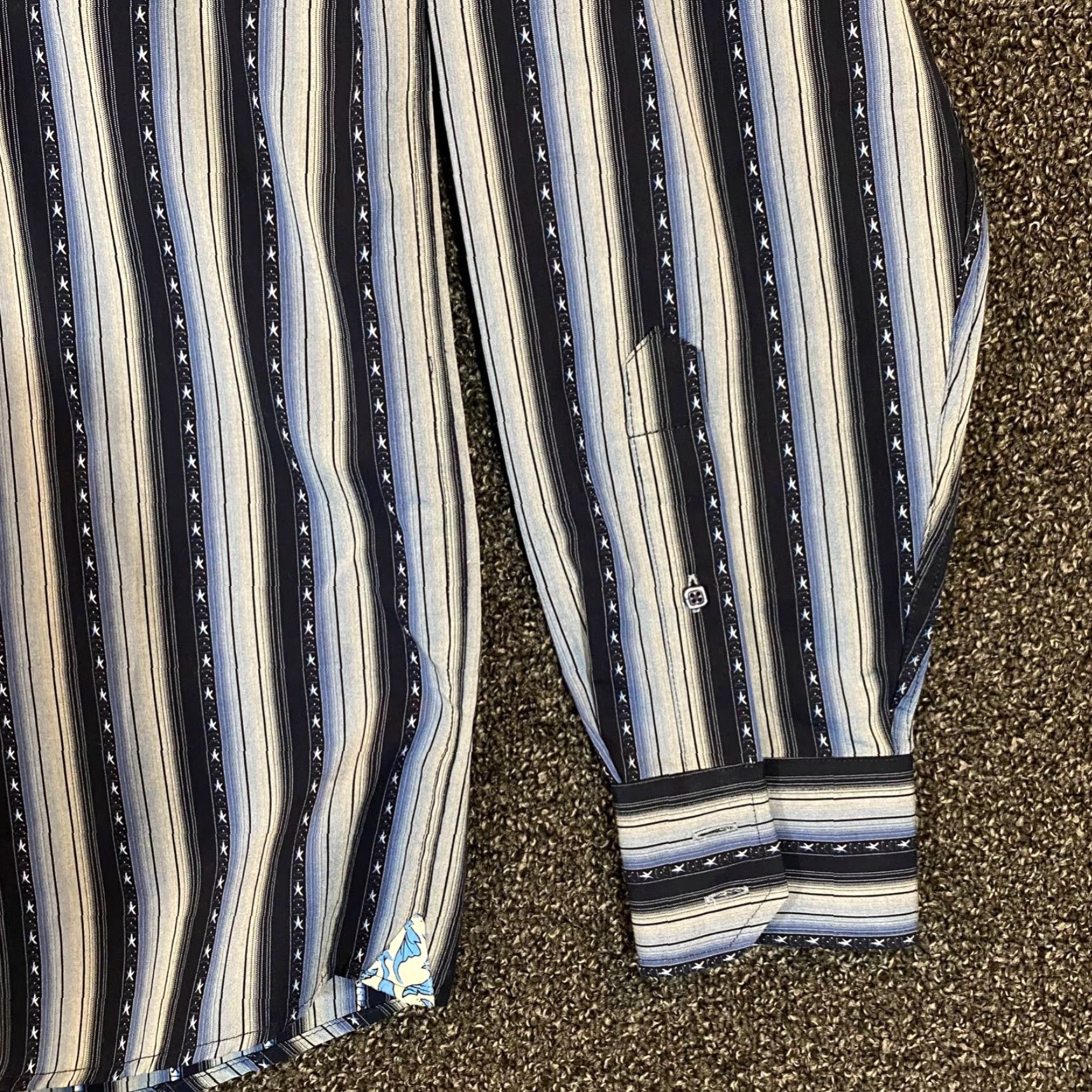 Luchiano Visconti Luchiano Visconti Shirt Mens XL Blue Striped Western Button Up Outdoors L/S Shirt Button-Up Casual Mens XL Blue Striped Western Luchiano Visconti Size US XL / EU 56 / 4 - 6 Thumbnail