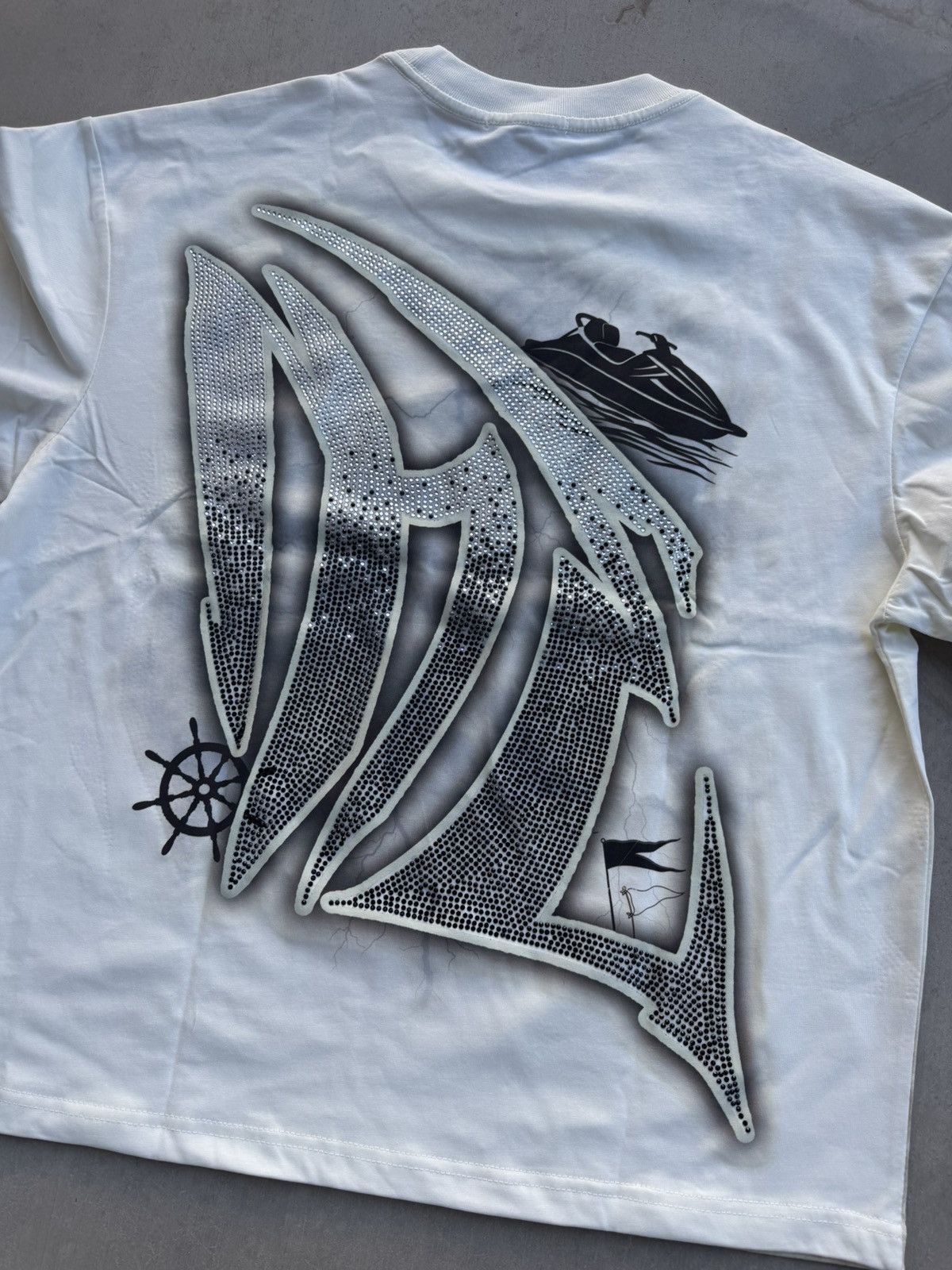 Other Mixed Emotions Rhinestone Jetski Tee Cream Small NWT Size US S / EU 44-46 / 1 - 4 Thumbnail