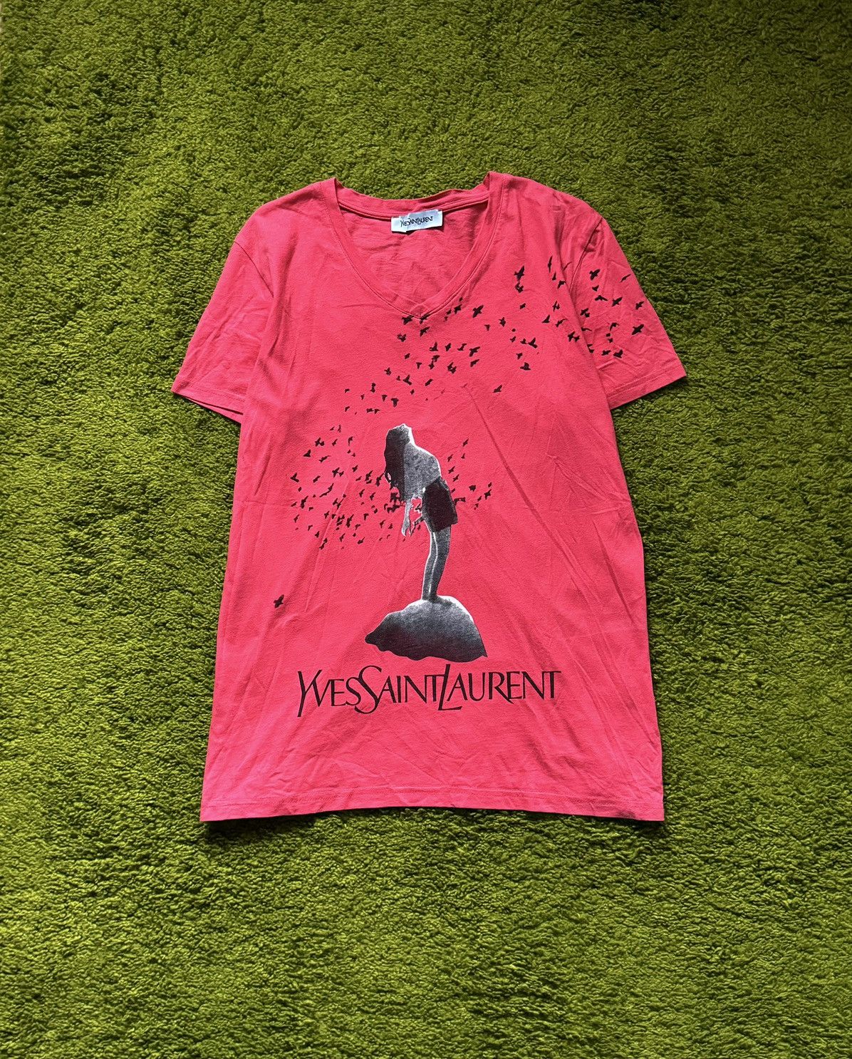 Designer × Vintage × Yves Saint Laurent Yves Saint Laurent YSL 2000s vintage v-neck t-shirt Y2K Size XL / US 12-14 / IT 48-50 - 1 Thumbnail