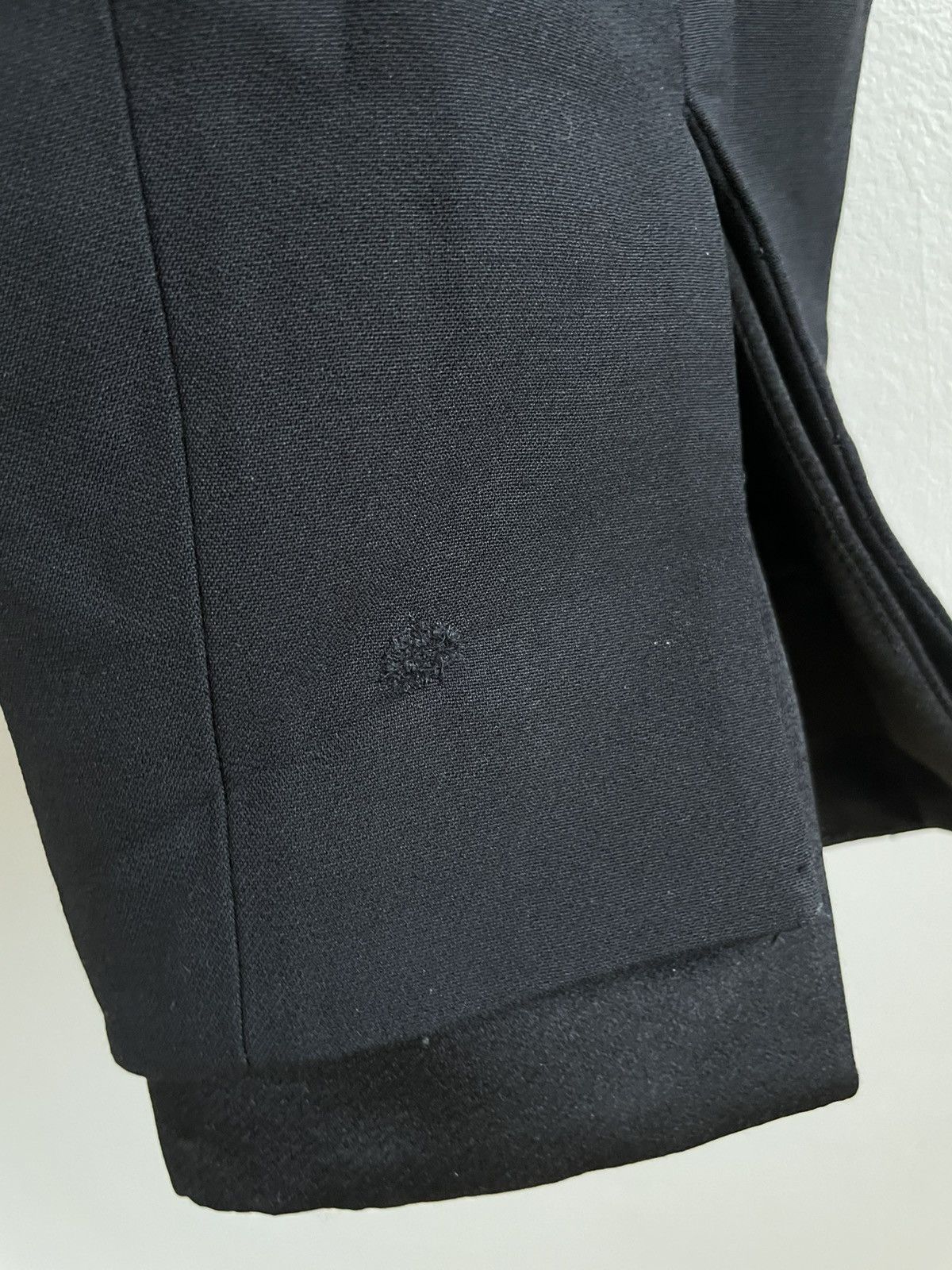 Alexander McQueen ALEXANDER McQUEEN Wool Silk 2016 Trouses Pants Size 26" / US 2 / IT 38 - 16 Thumbnail