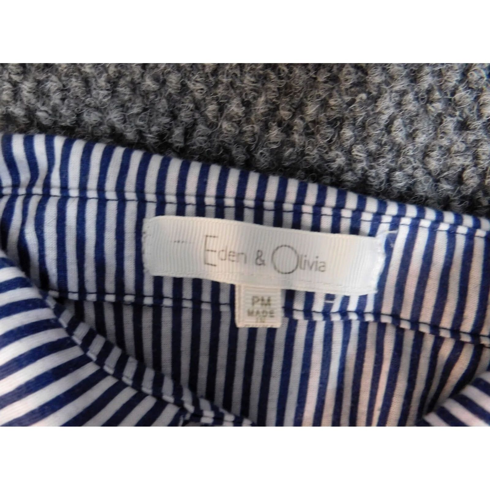 Vintage Eden & Olivia Blouse Womens Petites PM Dolman Long Sleeve Blue Striped Collared Pullover Casual Regular Stretch Dog Theme Viscose Down Size M / US 6-8 / IT 42-44 - 6 Thumbnail