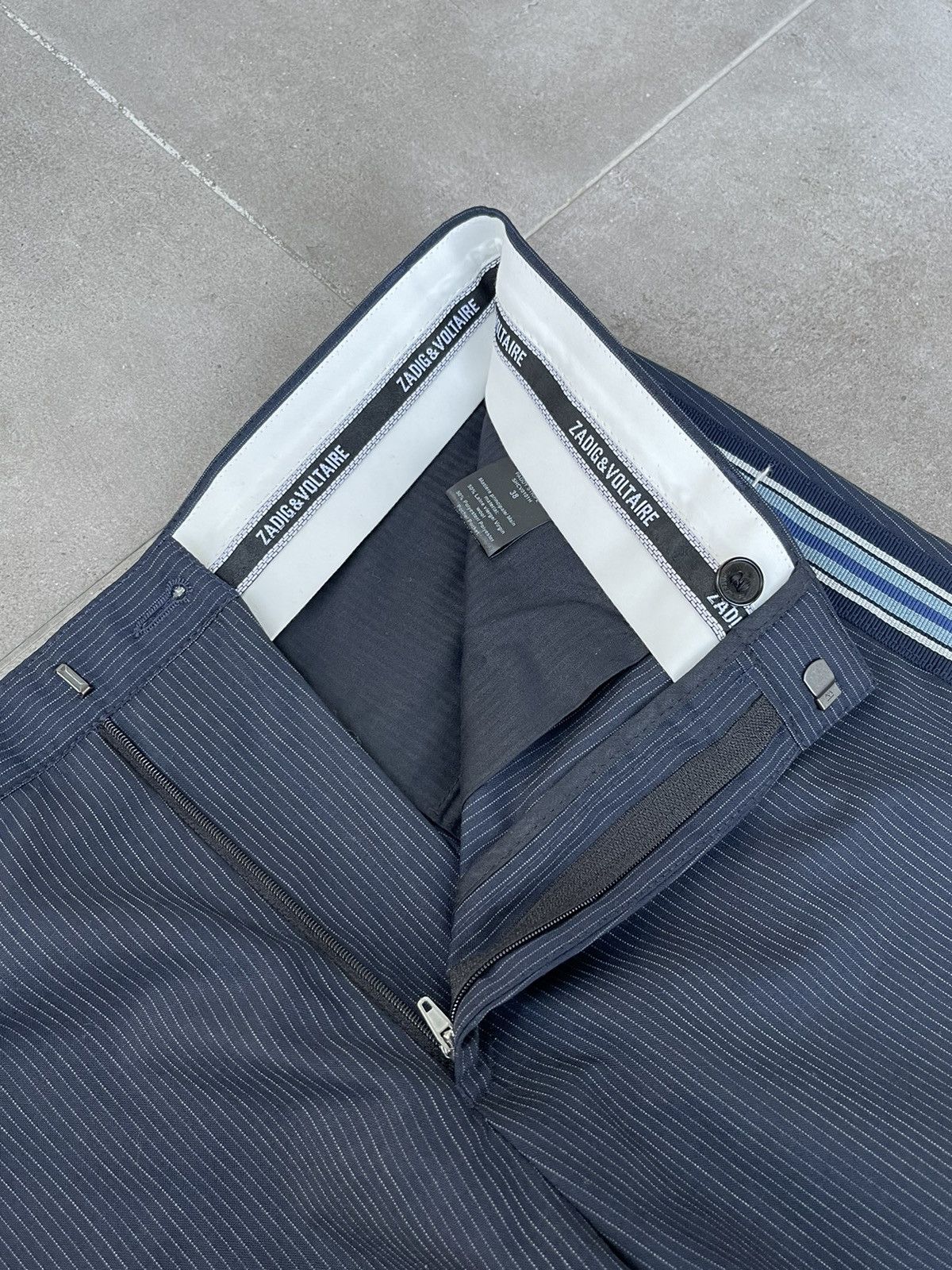 Zadig & Voltaire !DS! Zadig & Voltaire Paddy Stripe Wool Navy Casual Pants Size US 30 / EU 46 - 16 Thumbnail