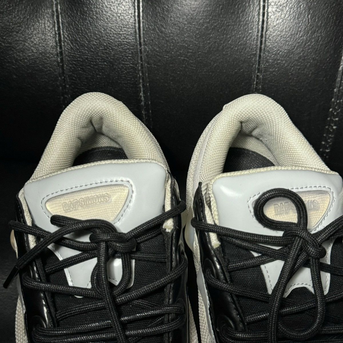 Adidas × Raf Simons adidas raf simons ozweego Size US 8 / EU 41 - 8 Thumbnail