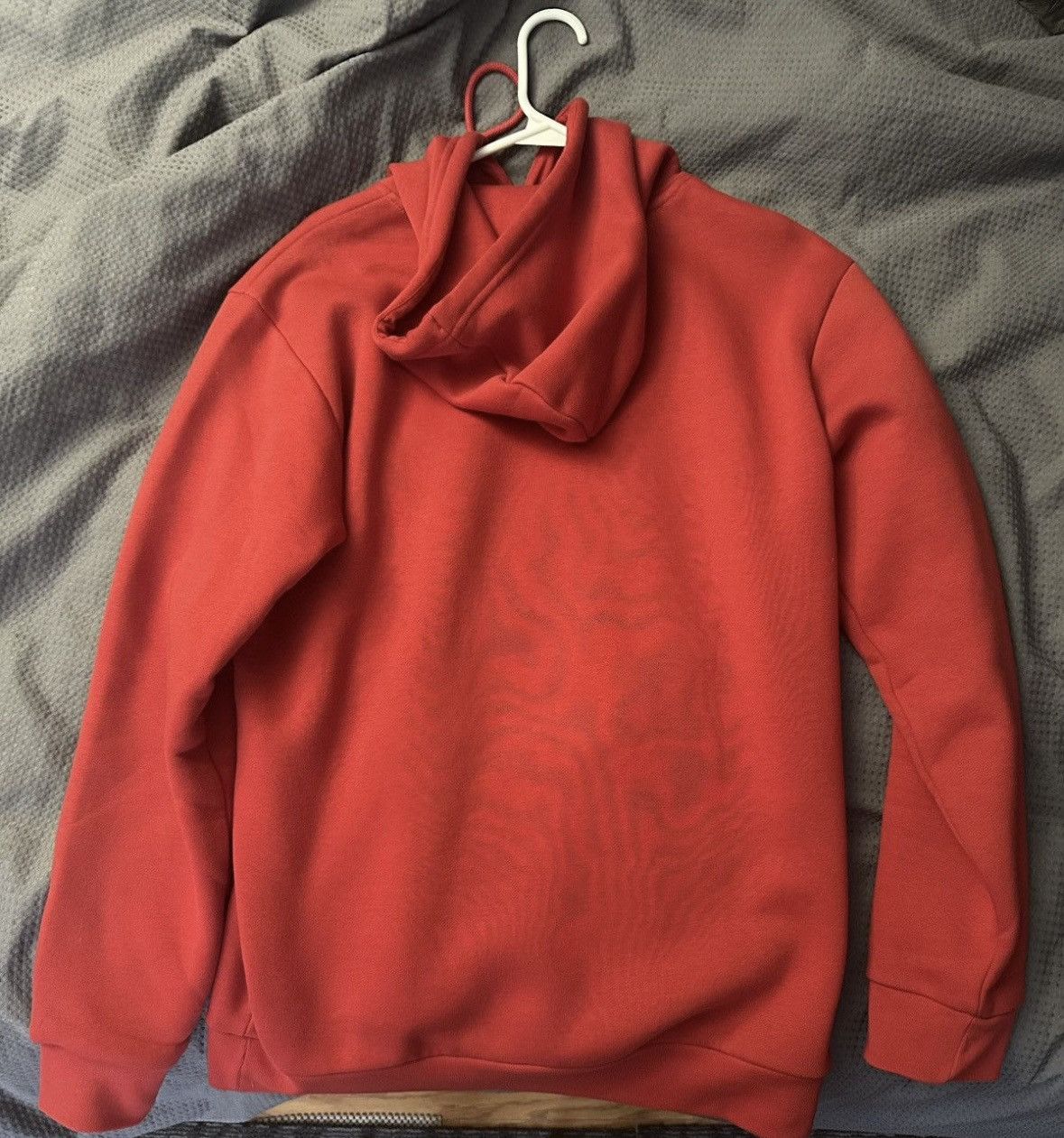 Adidas FC Bayern Essentials Trefoil Hoodie Size US M / EU 48-50 / 2 - 2 Thumbnail