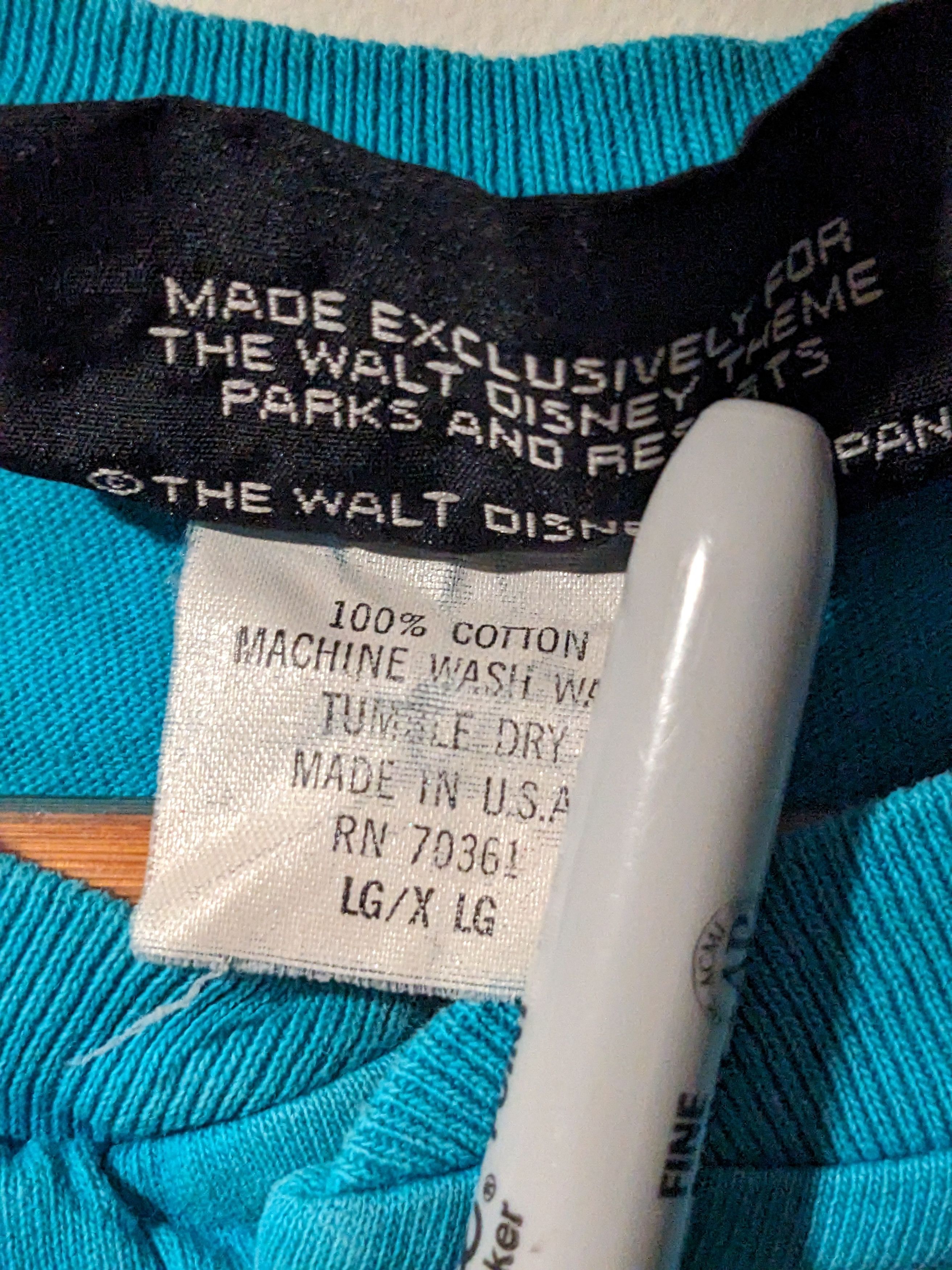 Disney × Vintage Vintage 90s Walt Disney World Logo Blue Henley T-Shirt Size US L / EU 52-54 / 3 - 4 Thumbnail