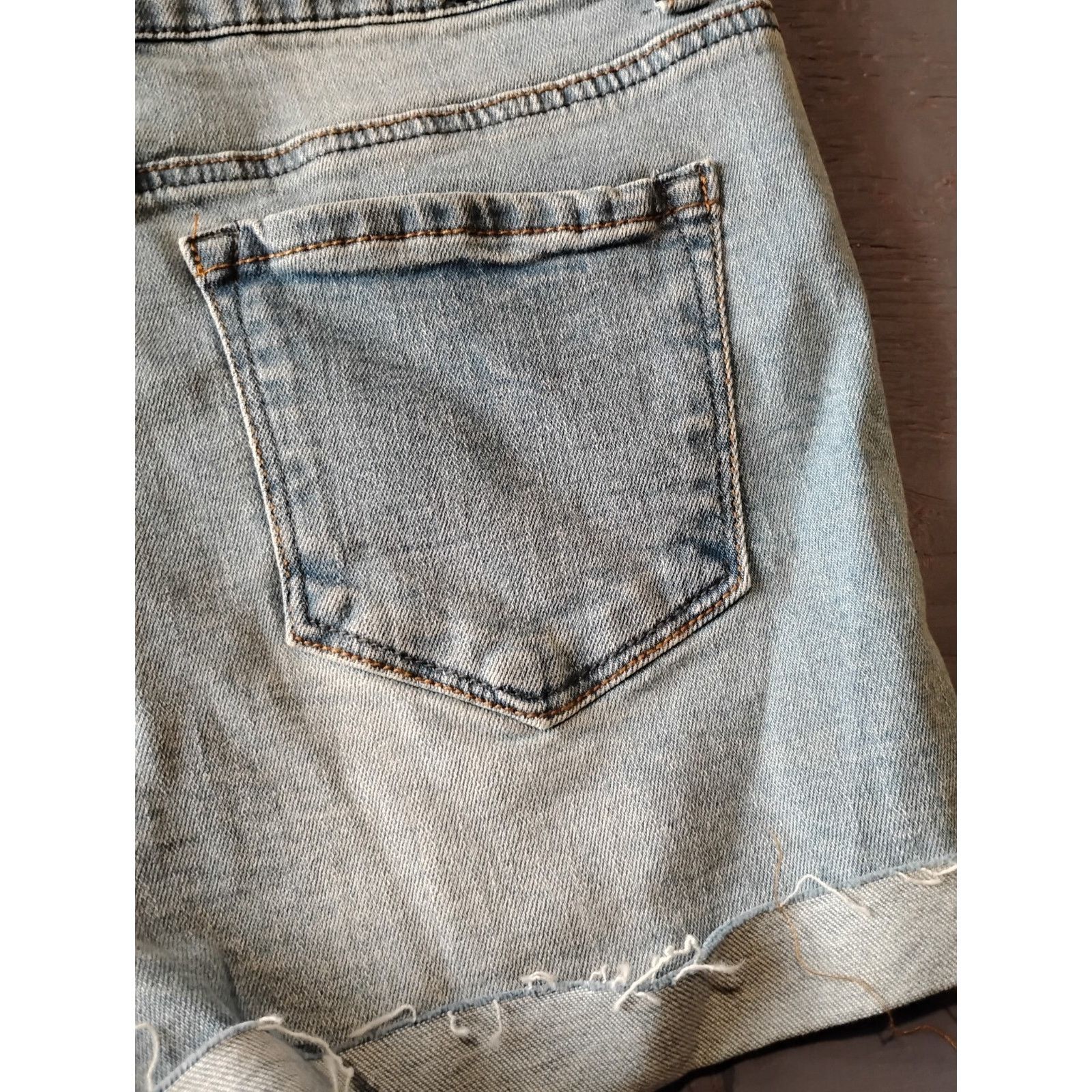 Black Label Black Label C' Est Toi Women's (Medium) Denim Shorts Size 34" / US 12 / IT 48 - 2 Thumbnail