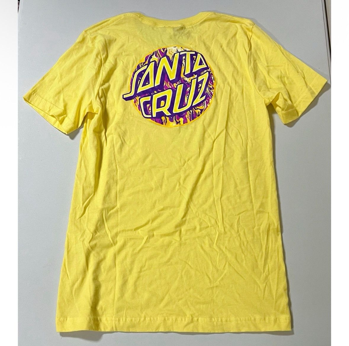 Santa Cruz Skateboards Santa Cruz Yellow Purple Logo Graphic Shirt Top Tee Size S 💛 Size US S / EU 44-46 / 1 - 4 Thumbnail