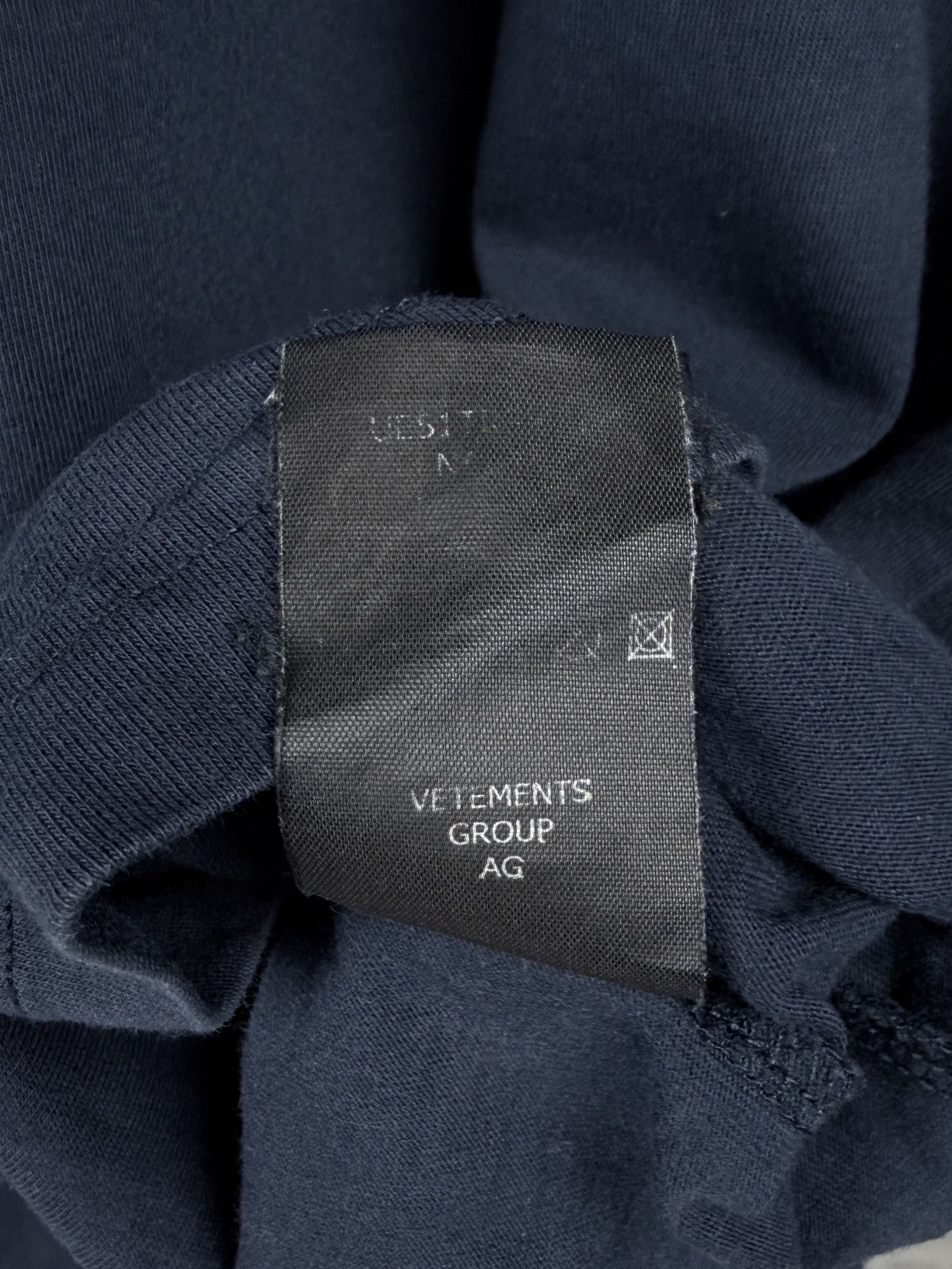 Vetements SS21 Vetements Unicorns and Rainbows Oversized Tshirt Navy Size US XL / EU 56 / 4 - 10 Thumbnail