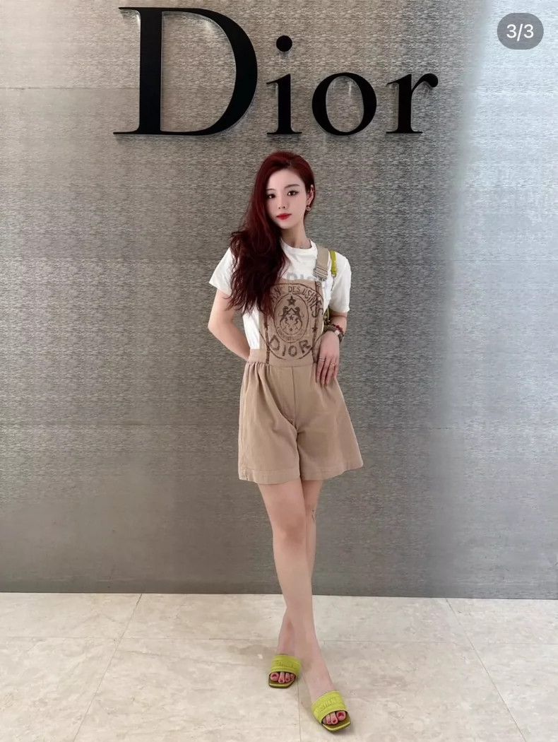 Dior Dior Letter logo bib pants 2504-Nextarrow Size 25" / US 0 / IT 36 - 9 Thumbnail
