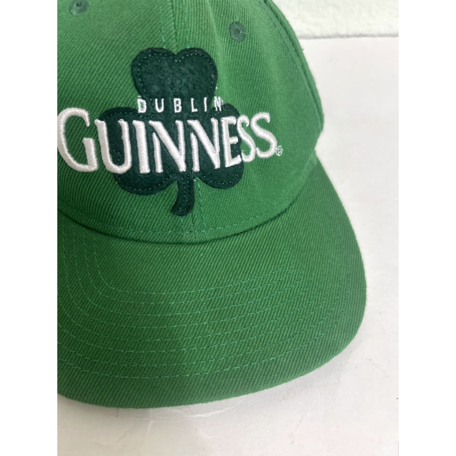 Vintage VINTAGE Dublin Guinness Snapback Hat Green One Size Adjustable Embroidered Size ONE SIZE - 4 Thumbnail