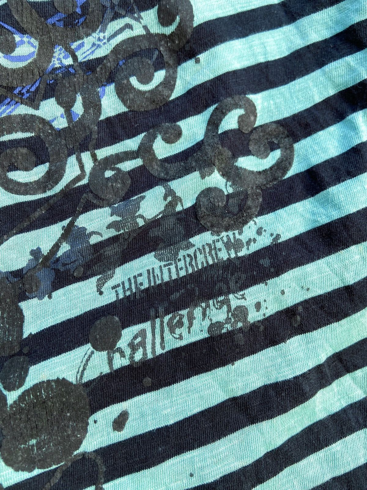 Hysteric Glamour DOUBLE LAYER INTERCREW DISTRESSED STRIPED ART ​LONG SLEEVE Size US L / EU 52-54 / 3 - 12 Thumbnail