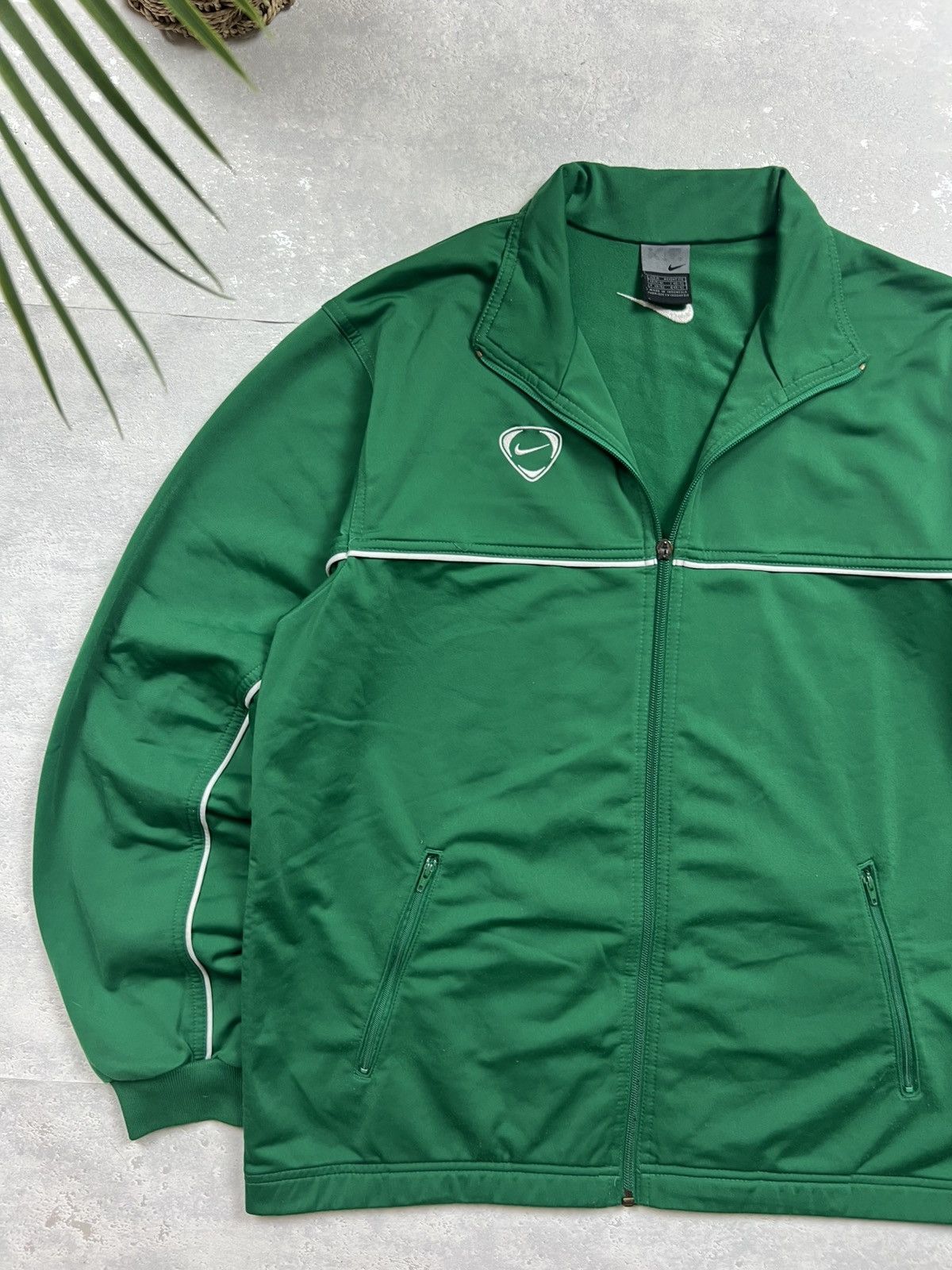 Nike 90s Nike Swoosh Vintage Y2K Oversized Retro Track Jacket Size US M / EU 48-50 / 2 - 2 Thumbnail