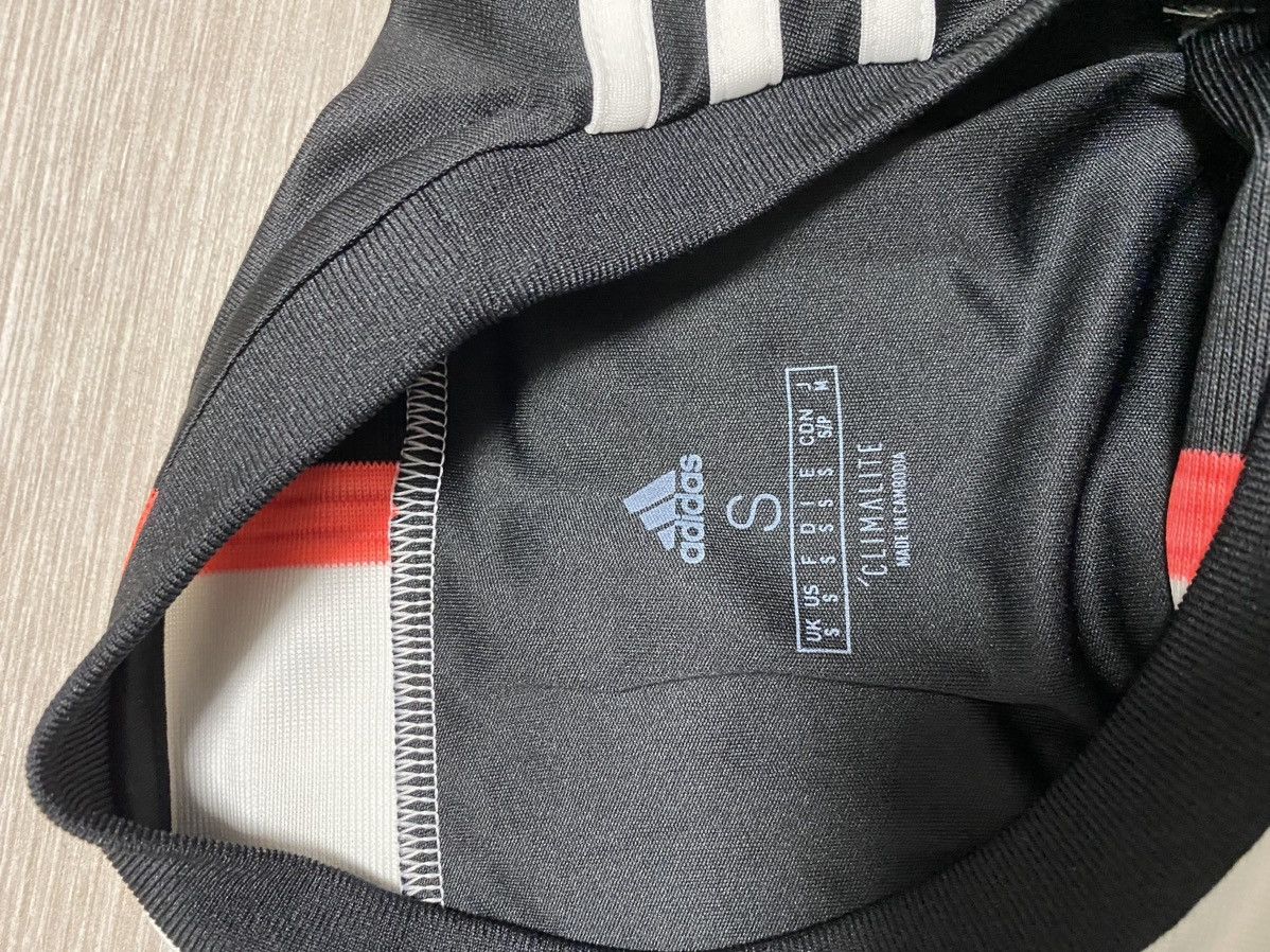 Adidas Adidas Jersey Juventus 2019 away size S #8 Size US S / EU 44-46 / 1 - 8 Thumbnail