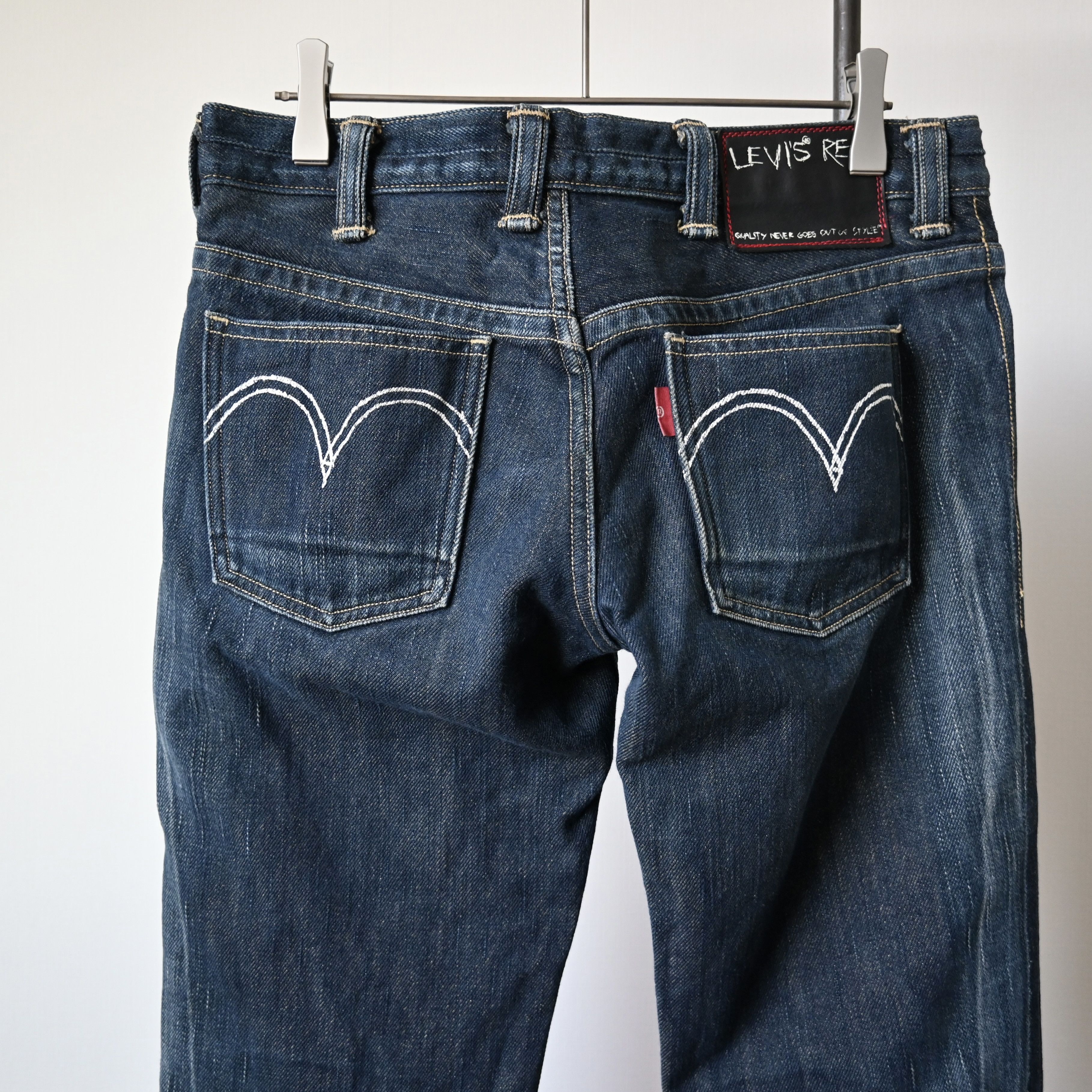 Levi's VTG, 2004 Levi's RED patchwork slim jeans, zippered leg Size 29" - 3 Thumbnail