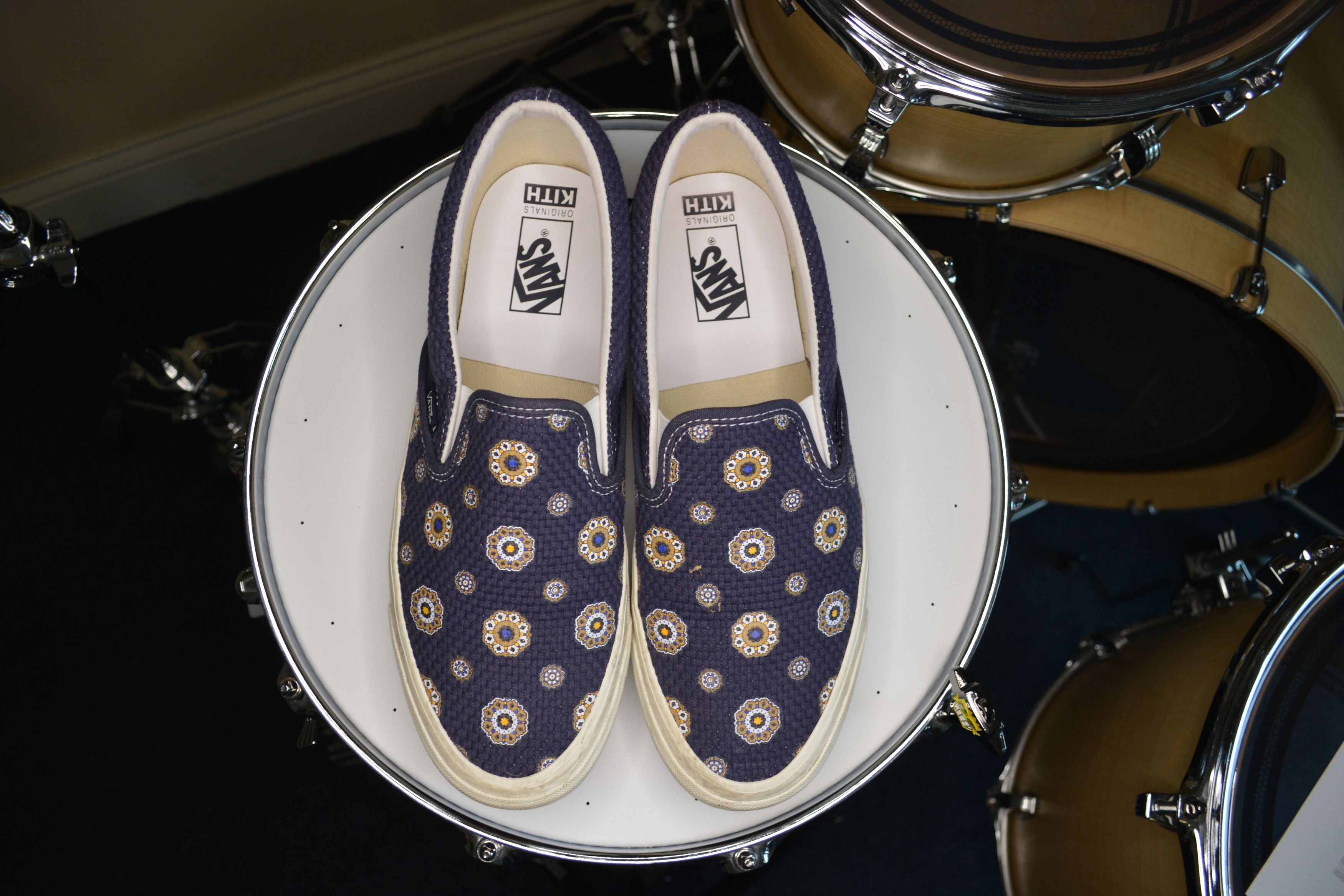 Kith × Vans Vans x Kith OG Classic Slipon Size US 11.5 / EU 44-45 - 3 Thumbnail