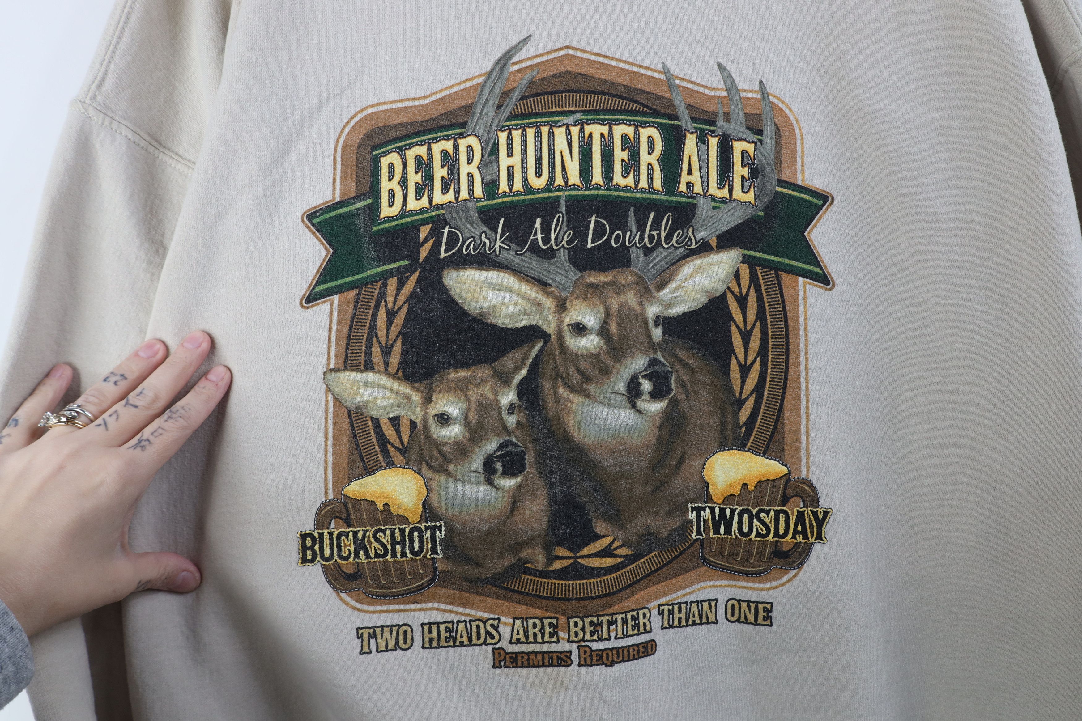 Vintage Vintage 90s Streetwear Beer Hunter Ale Buck Deer Sweatshirt Size US XXL / EU 58 / 5 - 4 Thumbnail