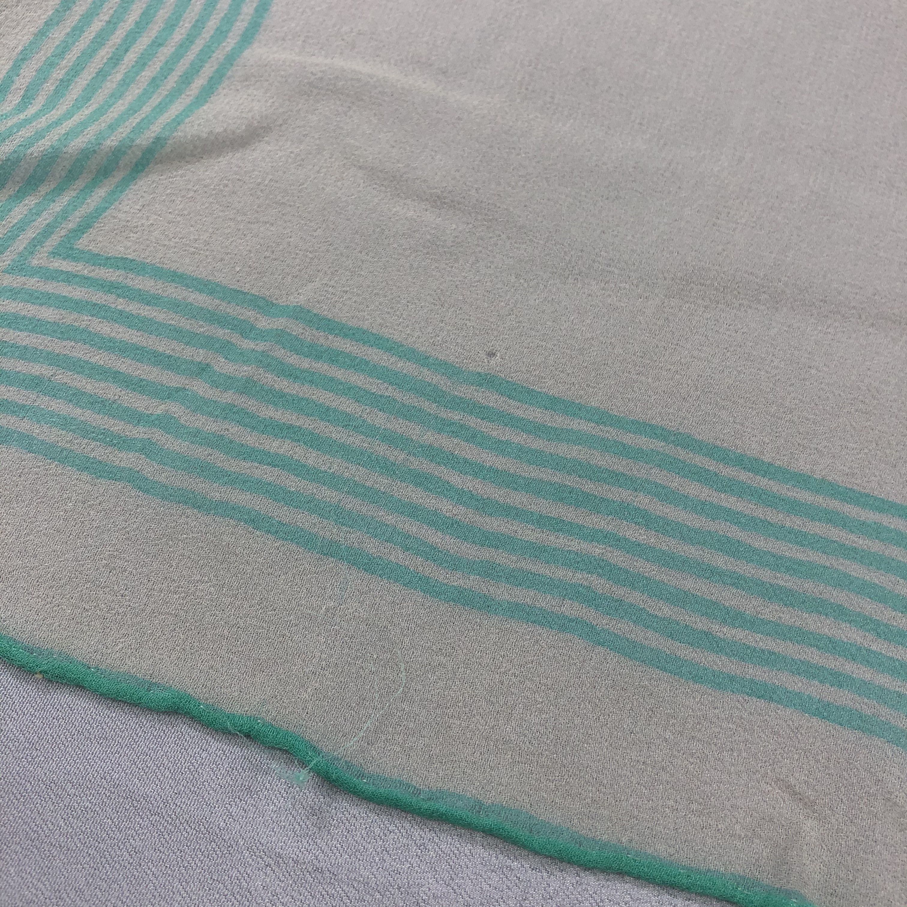 Nina Ricci Vintage Nina Ricci Silk Scarf Size ONE SIZE - 6 Thumbnail