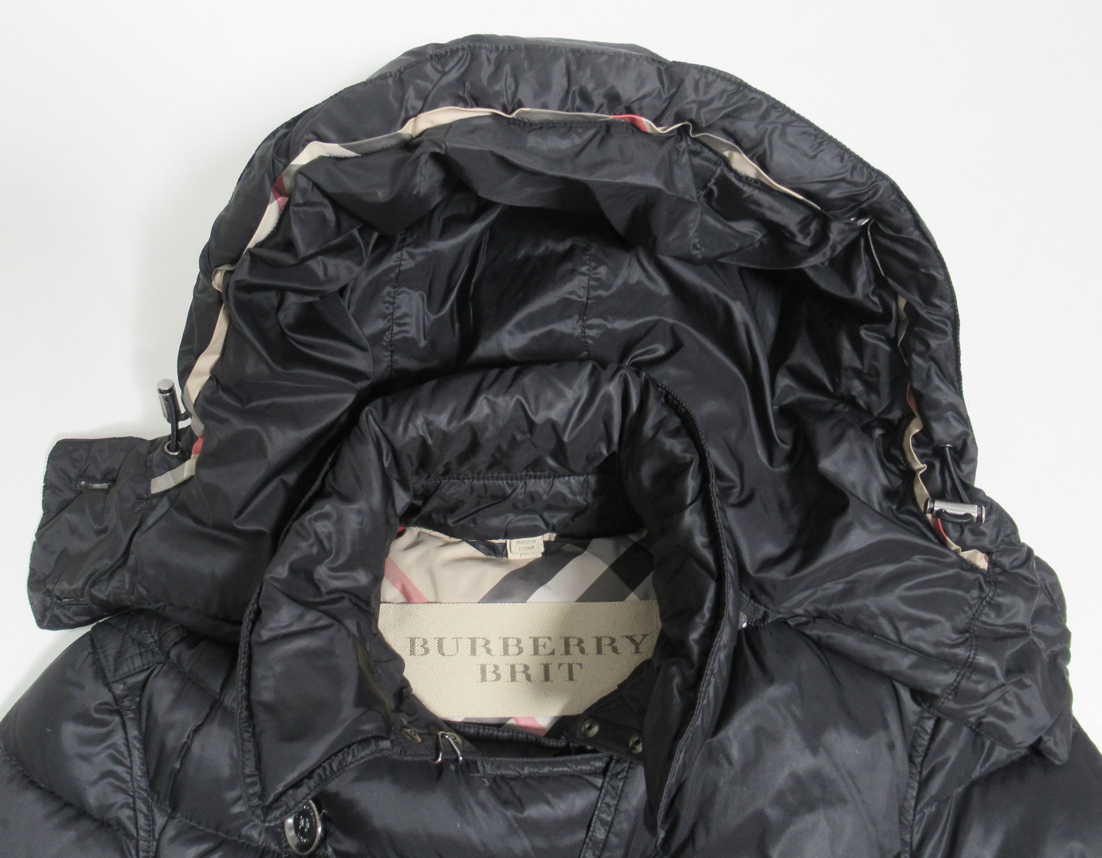 Burberry Burberry Brit Puffer Belted Hood Jacket Black Goose Down M Size M / US 6-8 / IT 42-44 - 4 Thumbnail