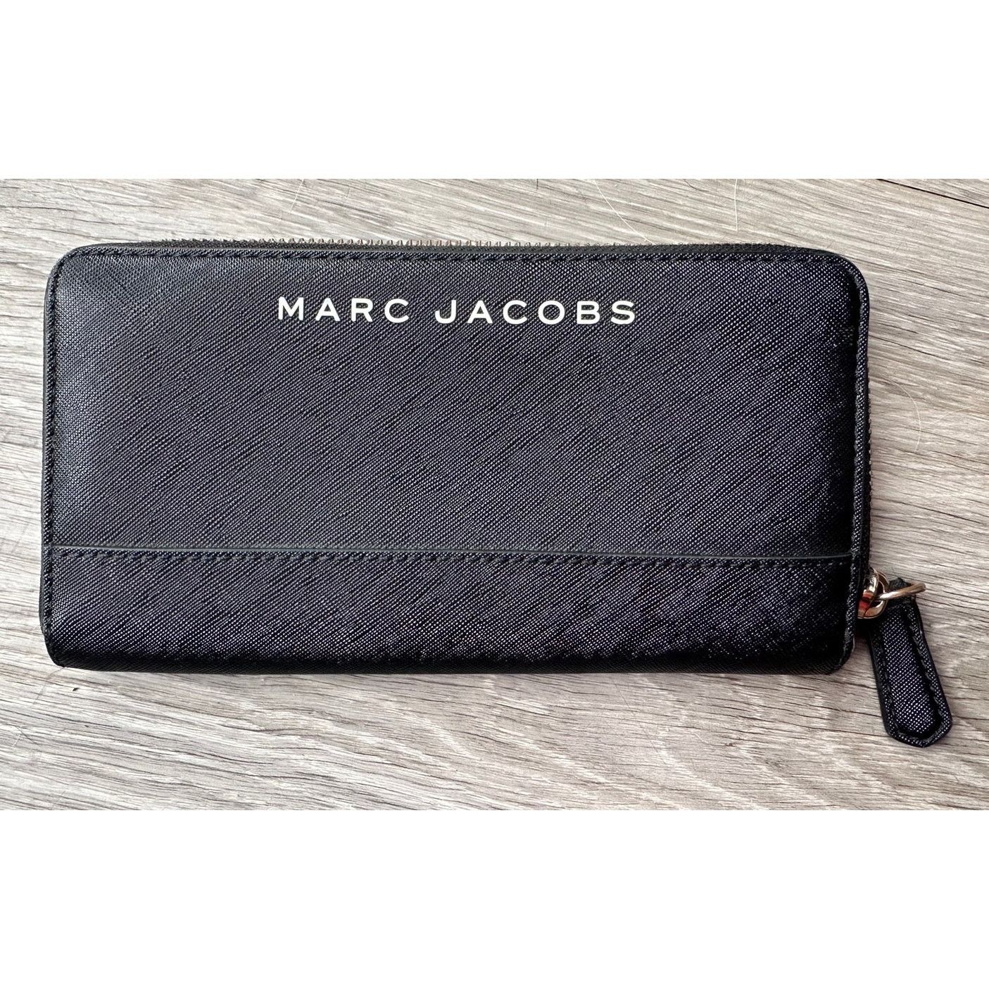 Marc Jacobs Marc Jacobs Black Canvas Zip Around Long Wallet Size ONE SIZE - 1 Thumbnail