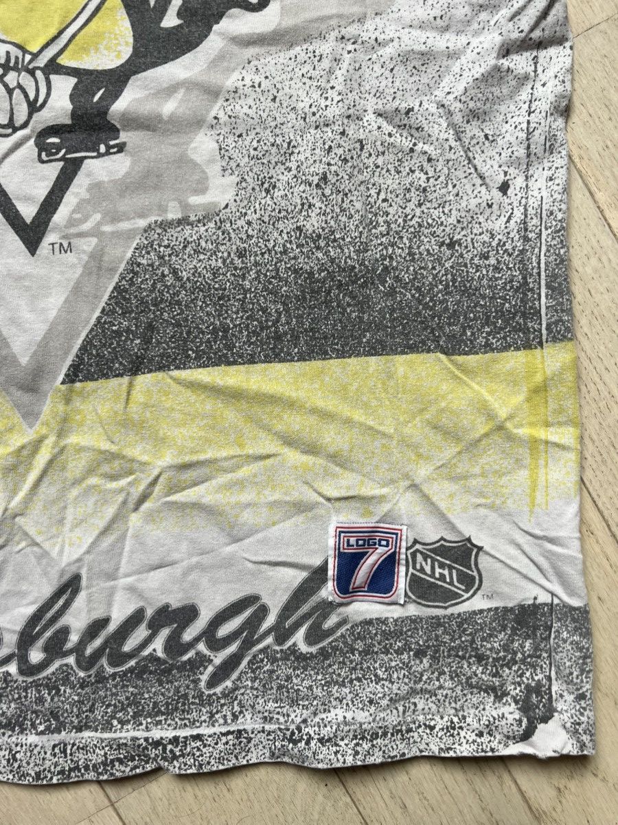 Logo 7 Vintage 90s nhl pittsburgh penguins all over print Size US M / EU 48-50 / 2 - 3 Thumbnail