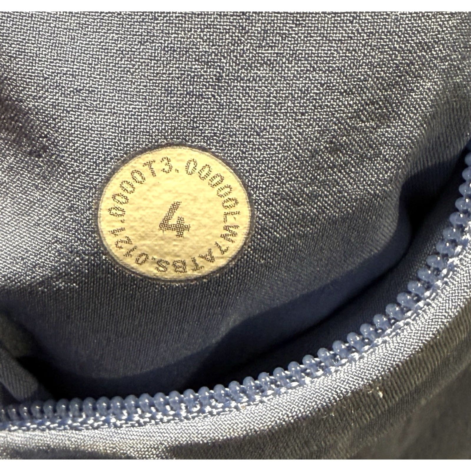 Lululemon Lululemon Shorts Womens 4 Blue Logo Mid Rise Lined Track That MR Athleisure Size 27" / US 4 / IT 40 - 4 Thumbnail