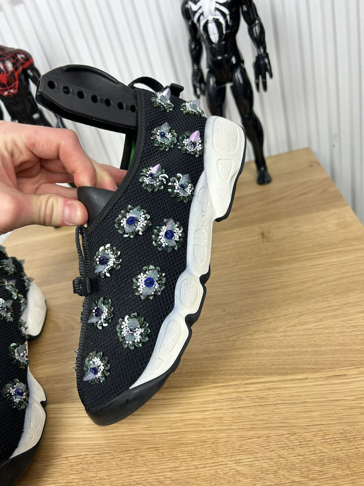 Dior Christian Dior Mesh Embellished sneaker Size US 6 / IT 36 - 6 Thumbnail