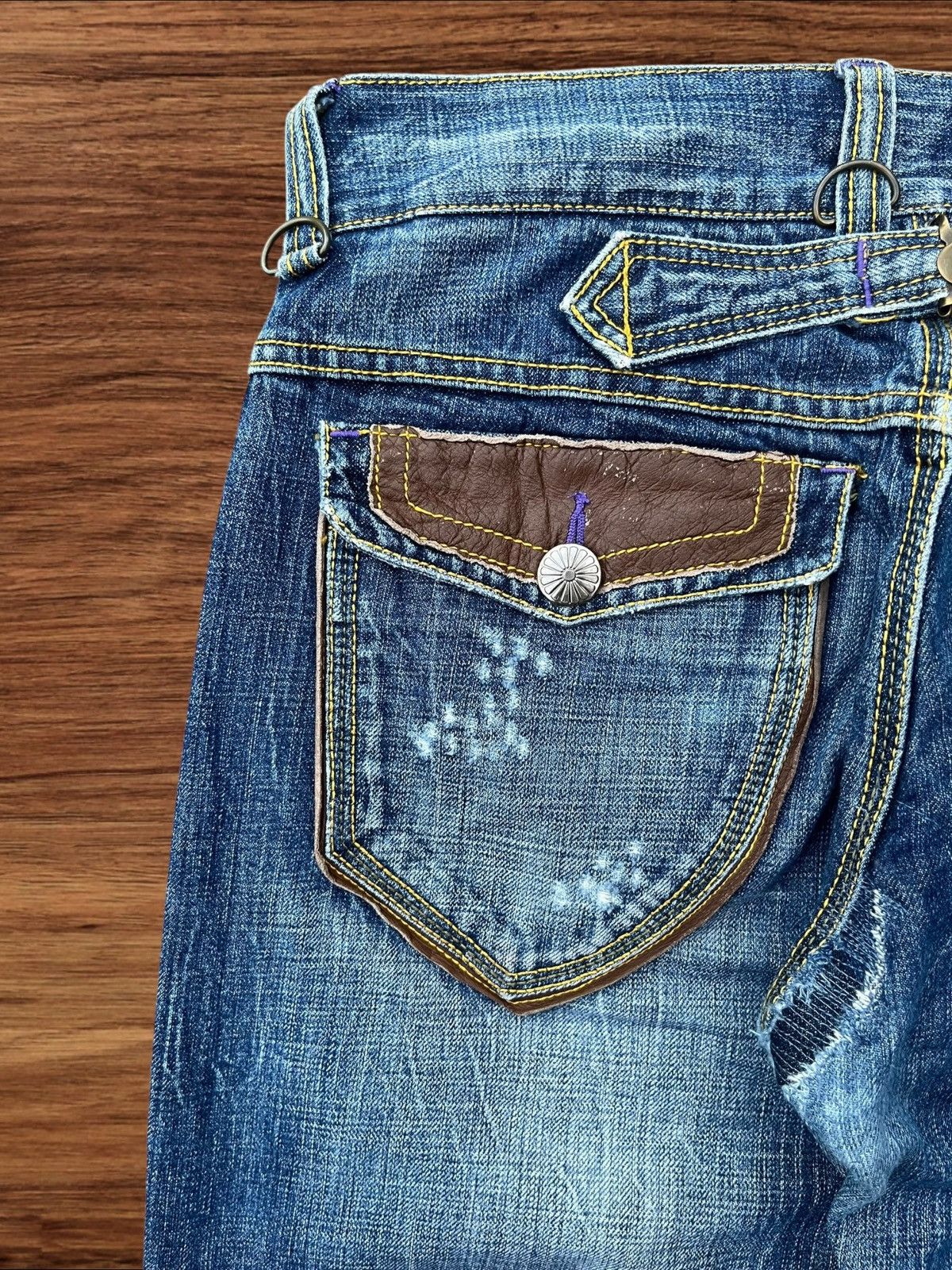 Japanese Brand Vintage Japanese Brand Blue Washed Buttonfly Distressed Jean Size US 31 - 10 Thumbnail