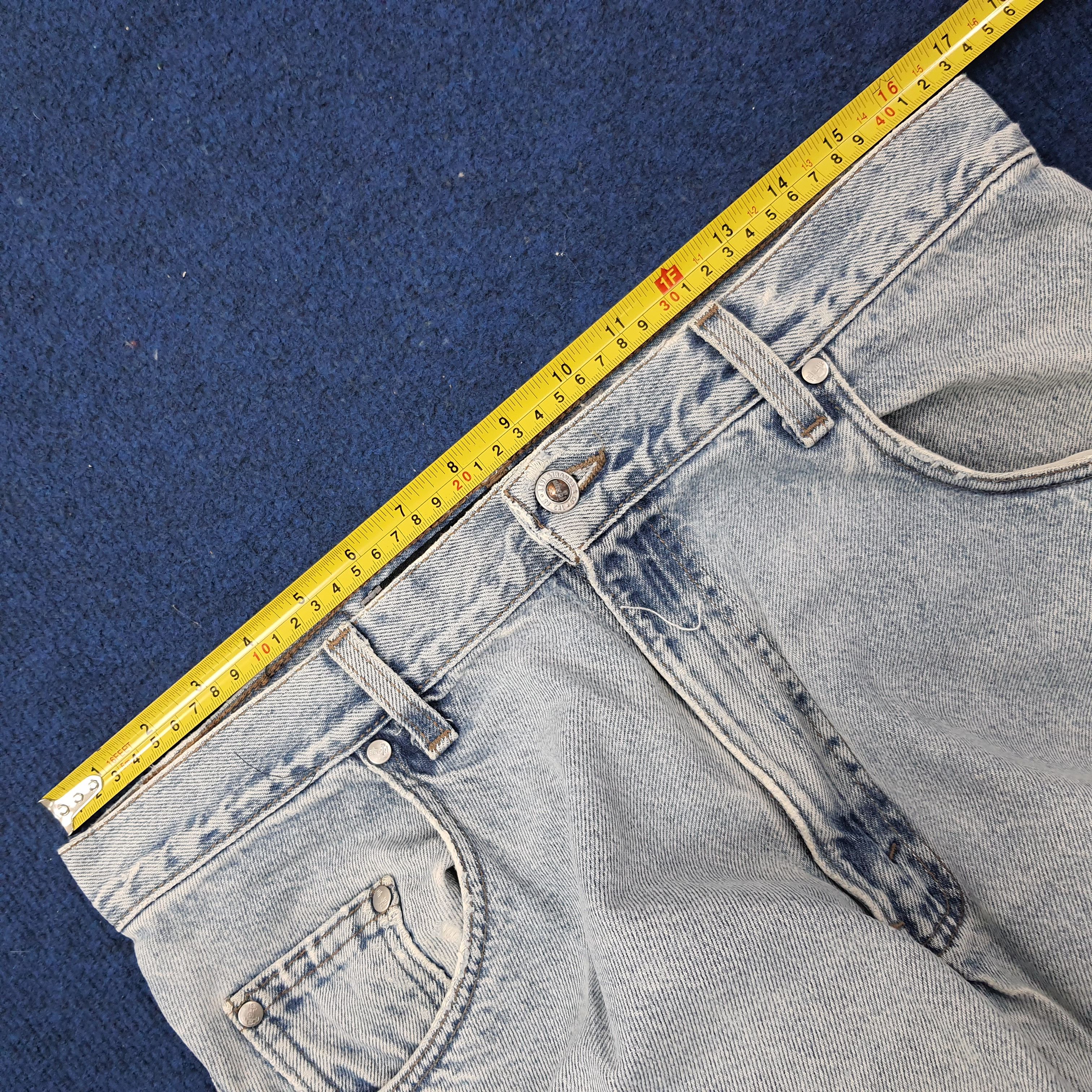 Levi's Vintage Levi's Silver Tab Straight Relaxed Fit Jeans C244N23 Size US 33 - 12 Thumbnail