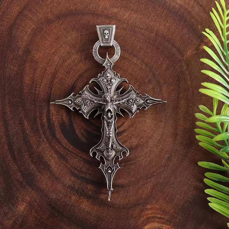 Jewelry Gothic Vintage Cross Skeleton Necklace Size ONE SIZE - 3 Thumbnail