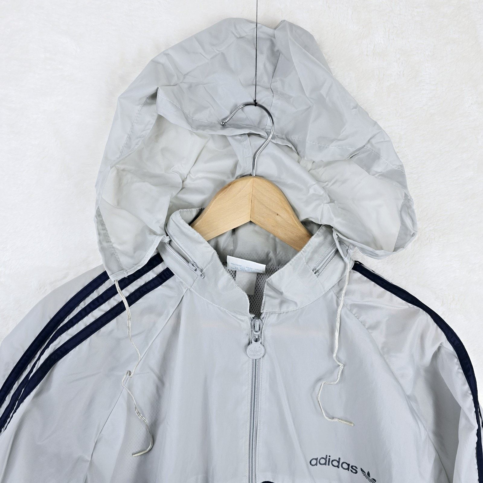 Adidas Vintage 80s Adidas Full Zip Windbreaker Mens Jacket Large Size US L / EU 52-54 / 3 - 10 Thumbnail